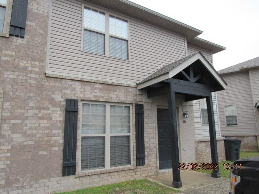 Well maintained 3 bedroom 1.5 bath townhome, all electric, downstairs offers stained concrete floors throughout, upstairs is a combination of carpet & tile, all kitchen appliances including refrigerator, separate laundry room with hookups, 2 inch blinds throughout, lawn care included.