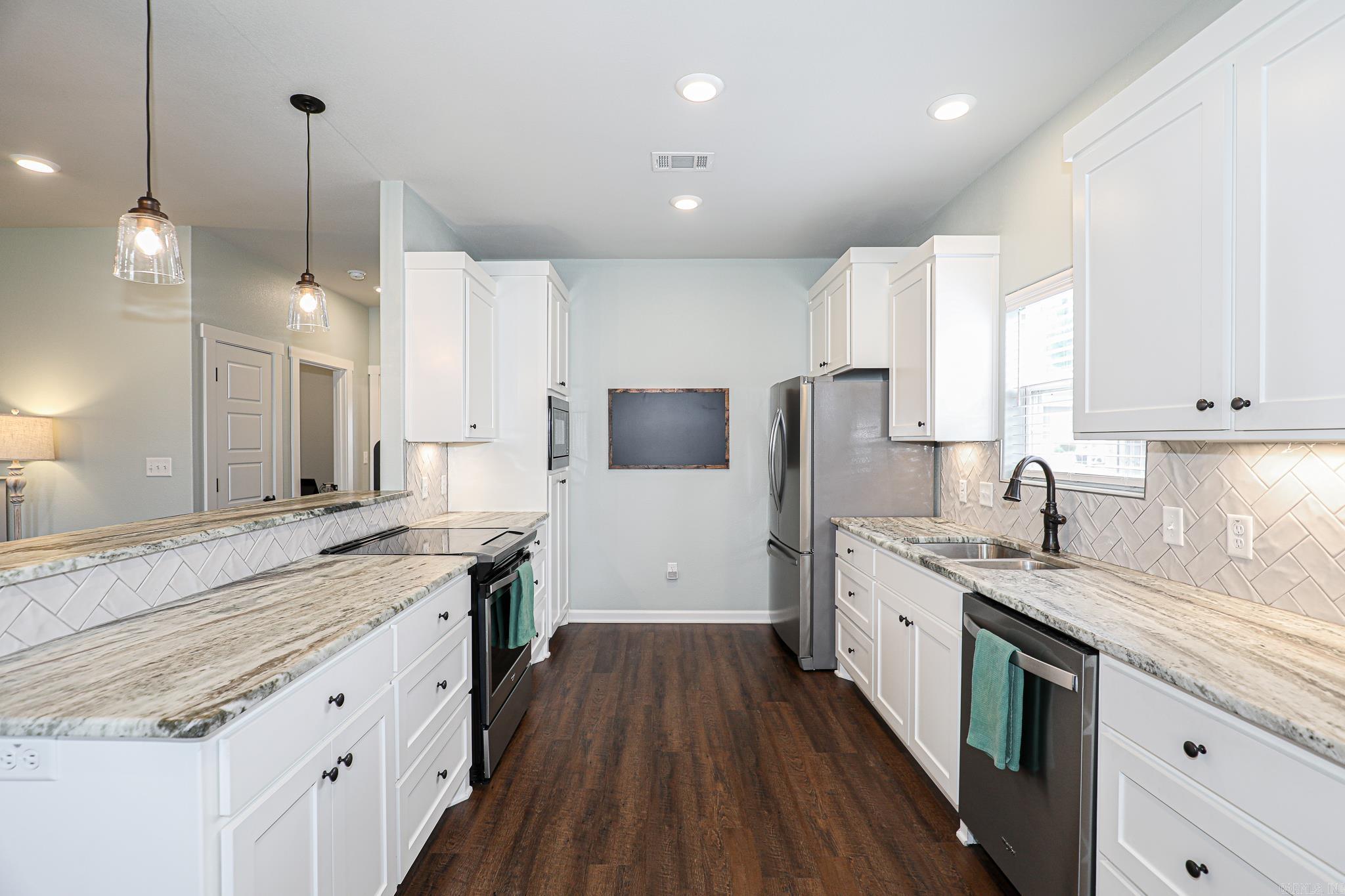 RICHLAND HILLS - Residential