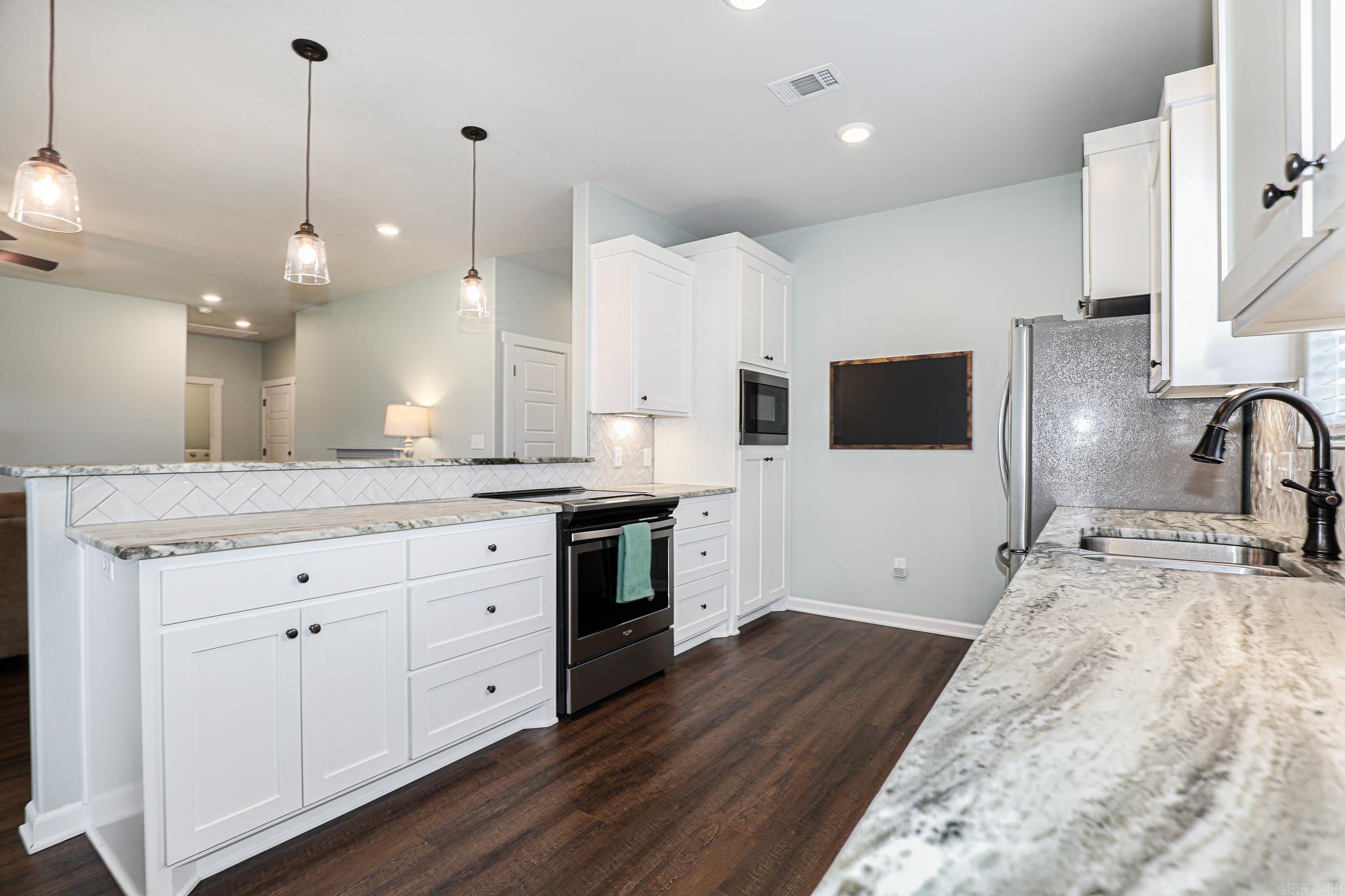 RICHLAND HILLS - Residential