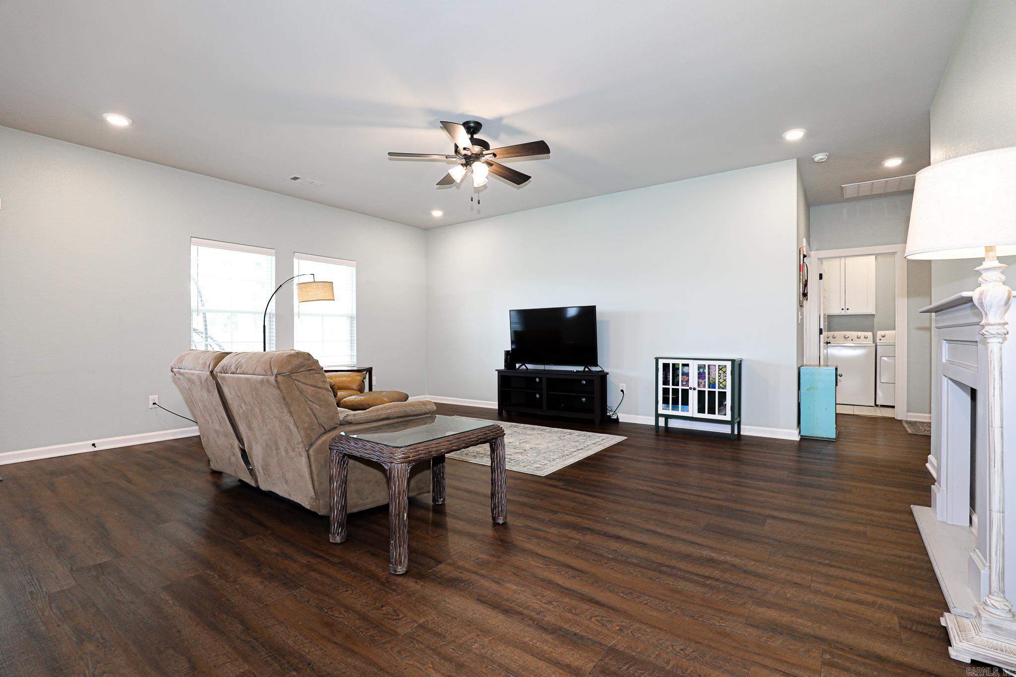 RICHLAND HILLS - Residential