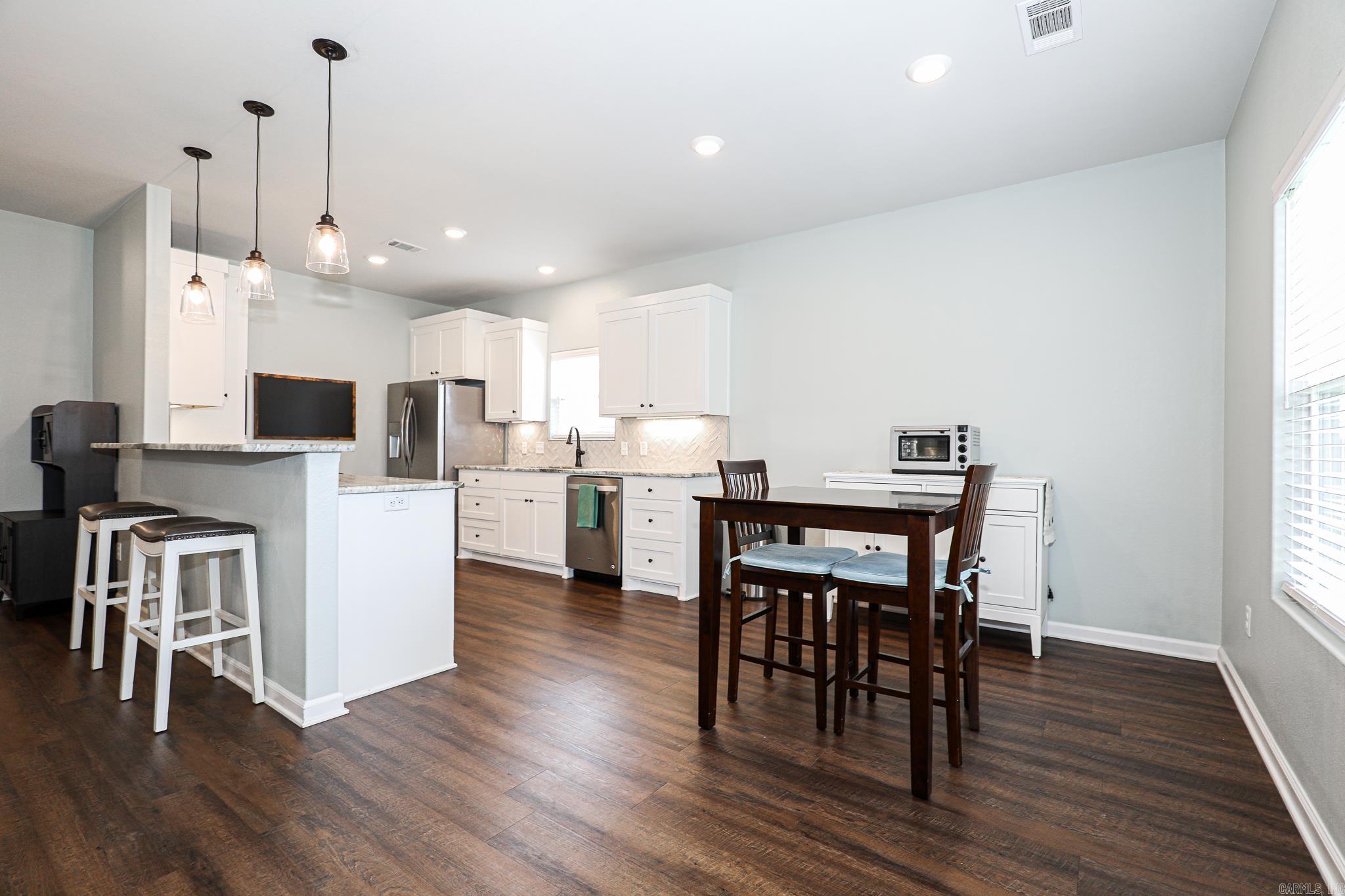 RICHLAND HILLS - Residential