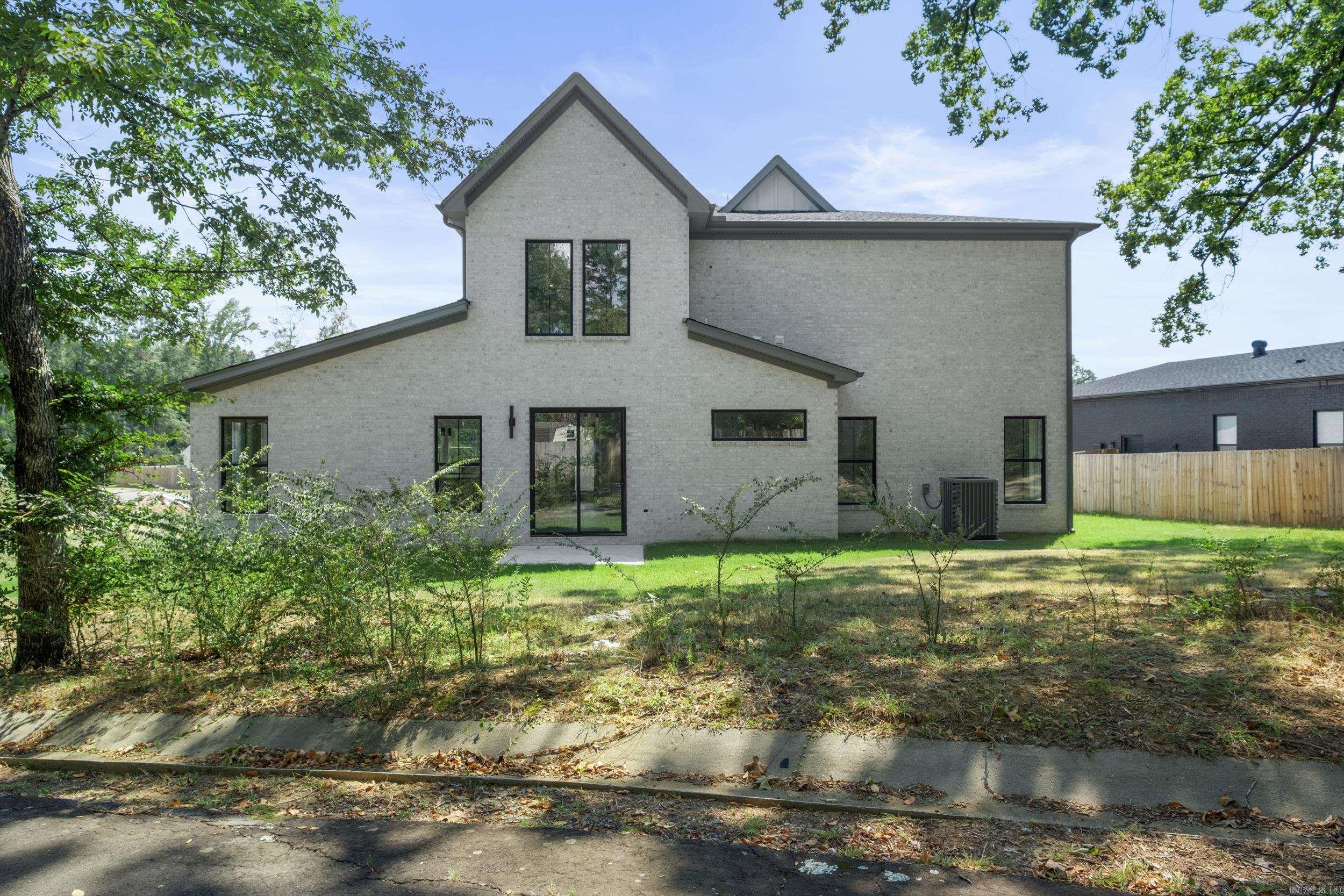 SYLVIA SPRINGS SUBDIVISION - Residential