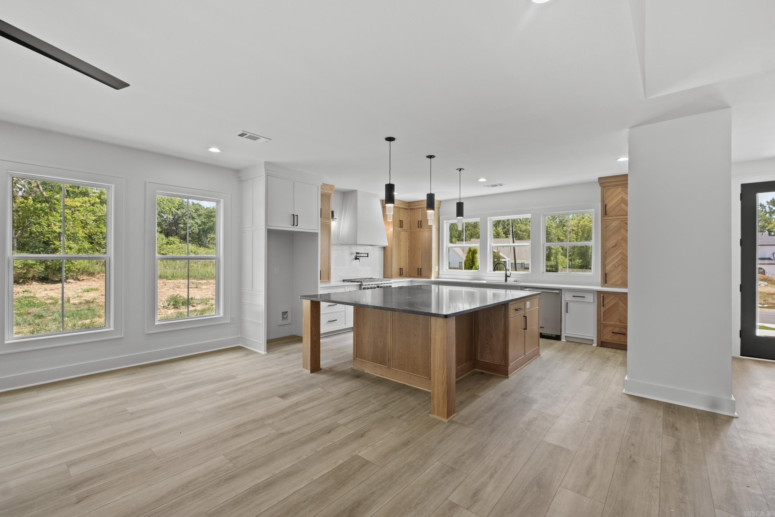 SYLVIA SPRINGS SUBDIVISION - Residential