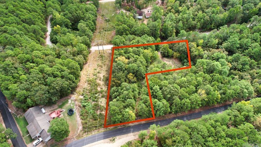 Its time to build your dream home or your lake get away in treasure isle! This .69 acre lot located in the coveted treasure isle has lake hamilton access boat ramps just minutes down the road. Come see what this lot and treasure isle have to offer!