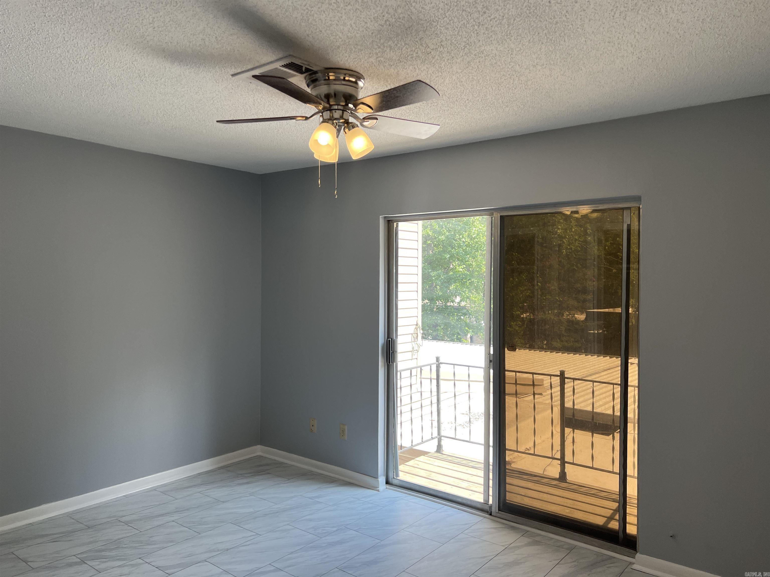 GREENBRIAR HORZ PROP REGIME - Residential