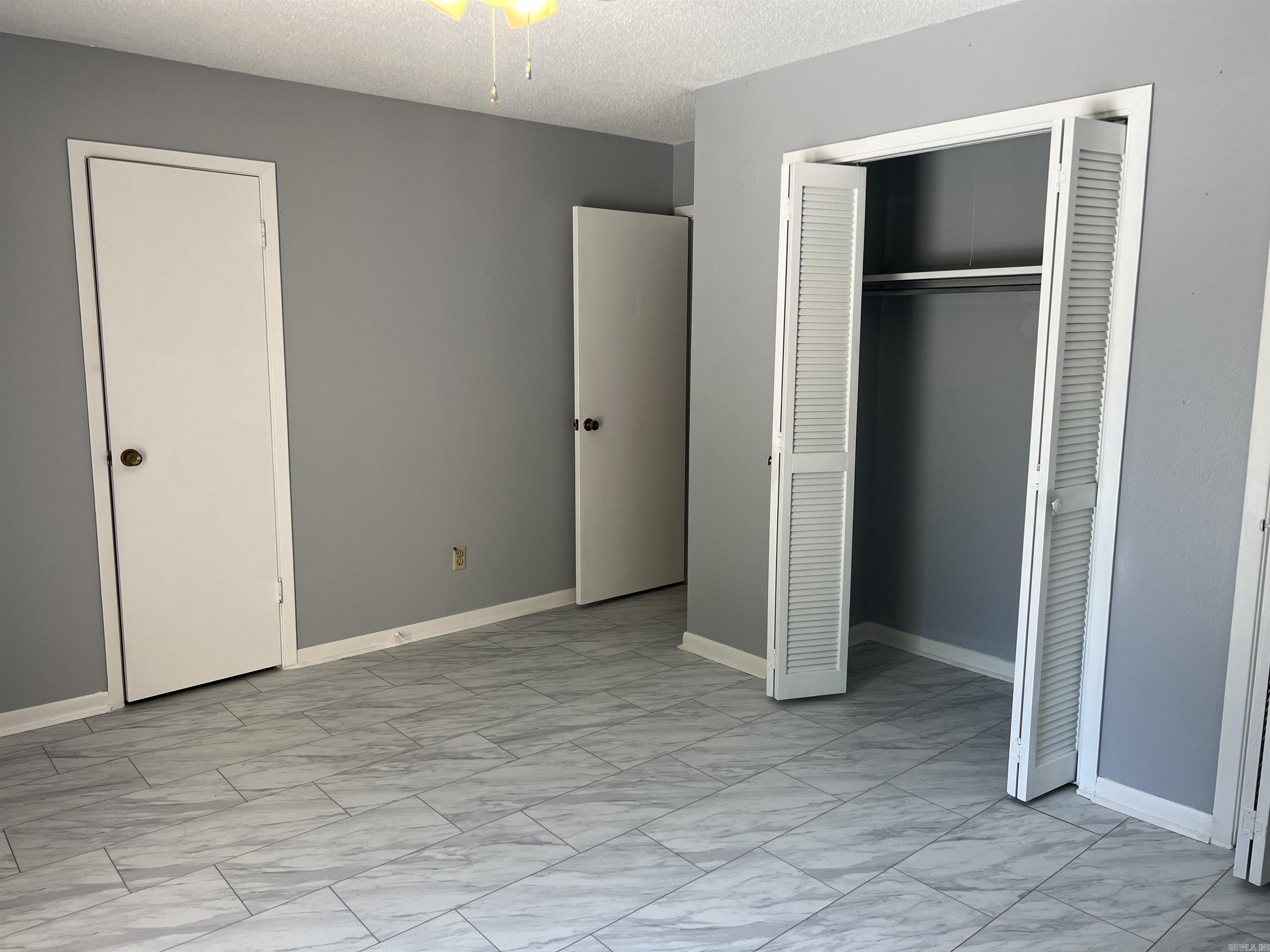 GREENBRIAR HORZ PROP REGIME - Residential