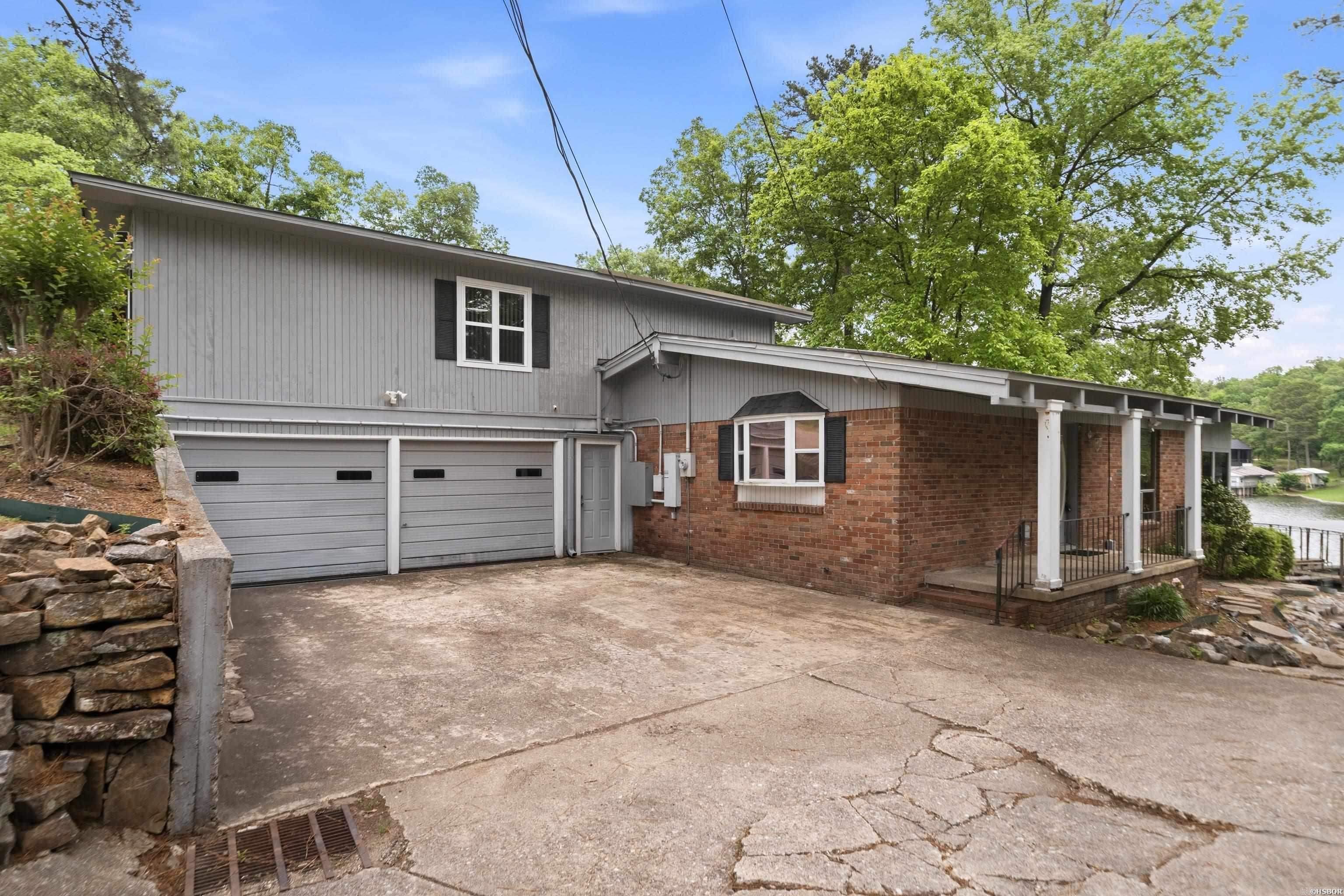 LAKECREST - Residential