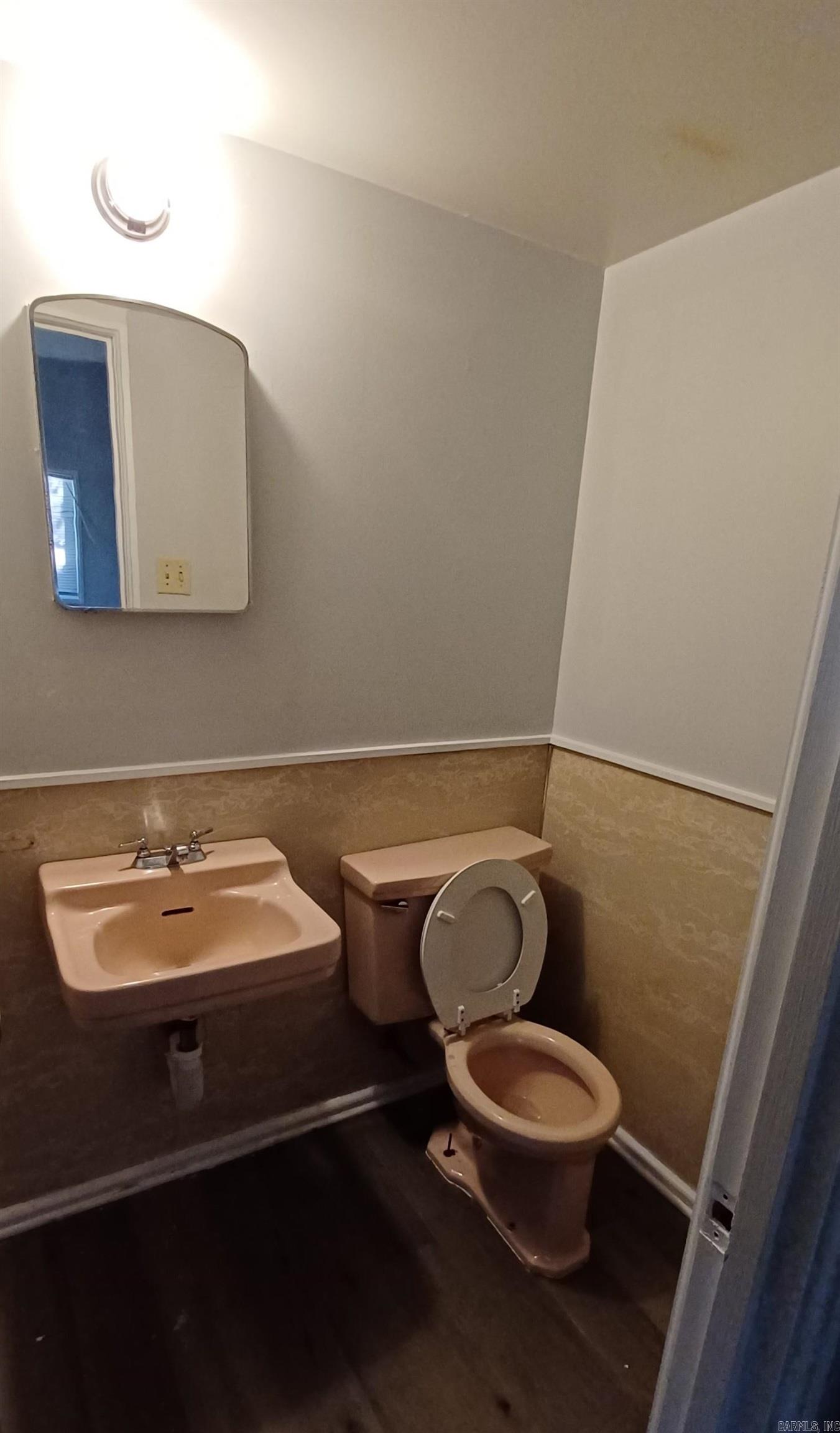 MEADOWCLIFF - Residential