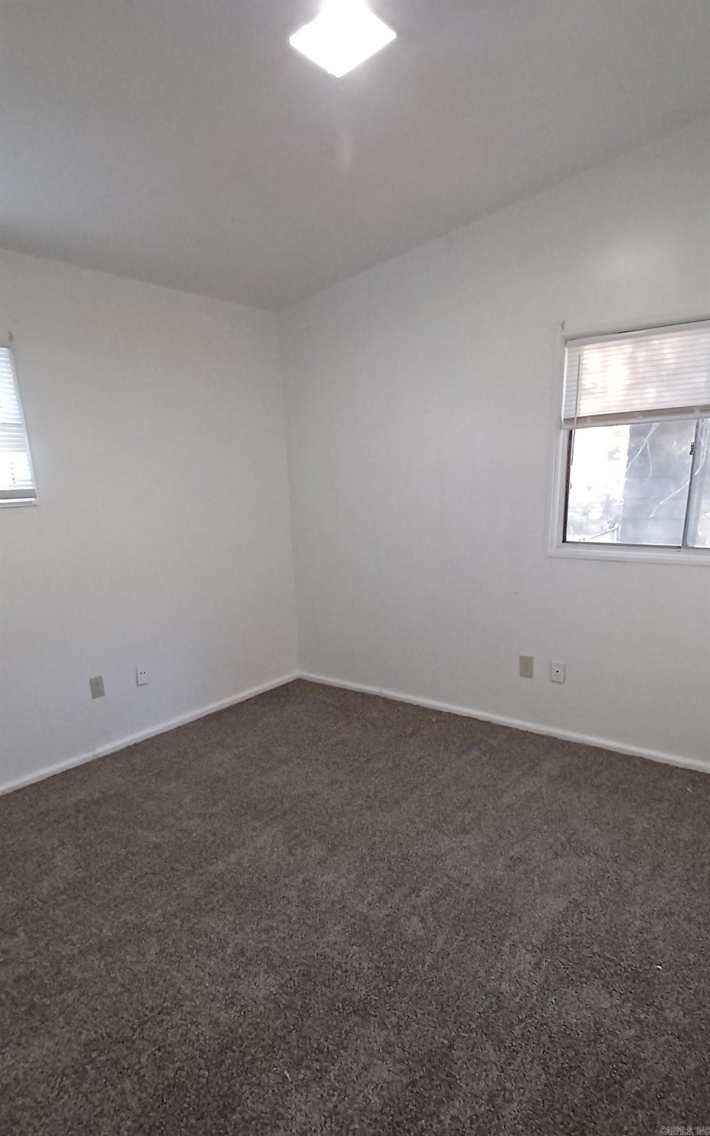 MEADOWCLIFF - Residential