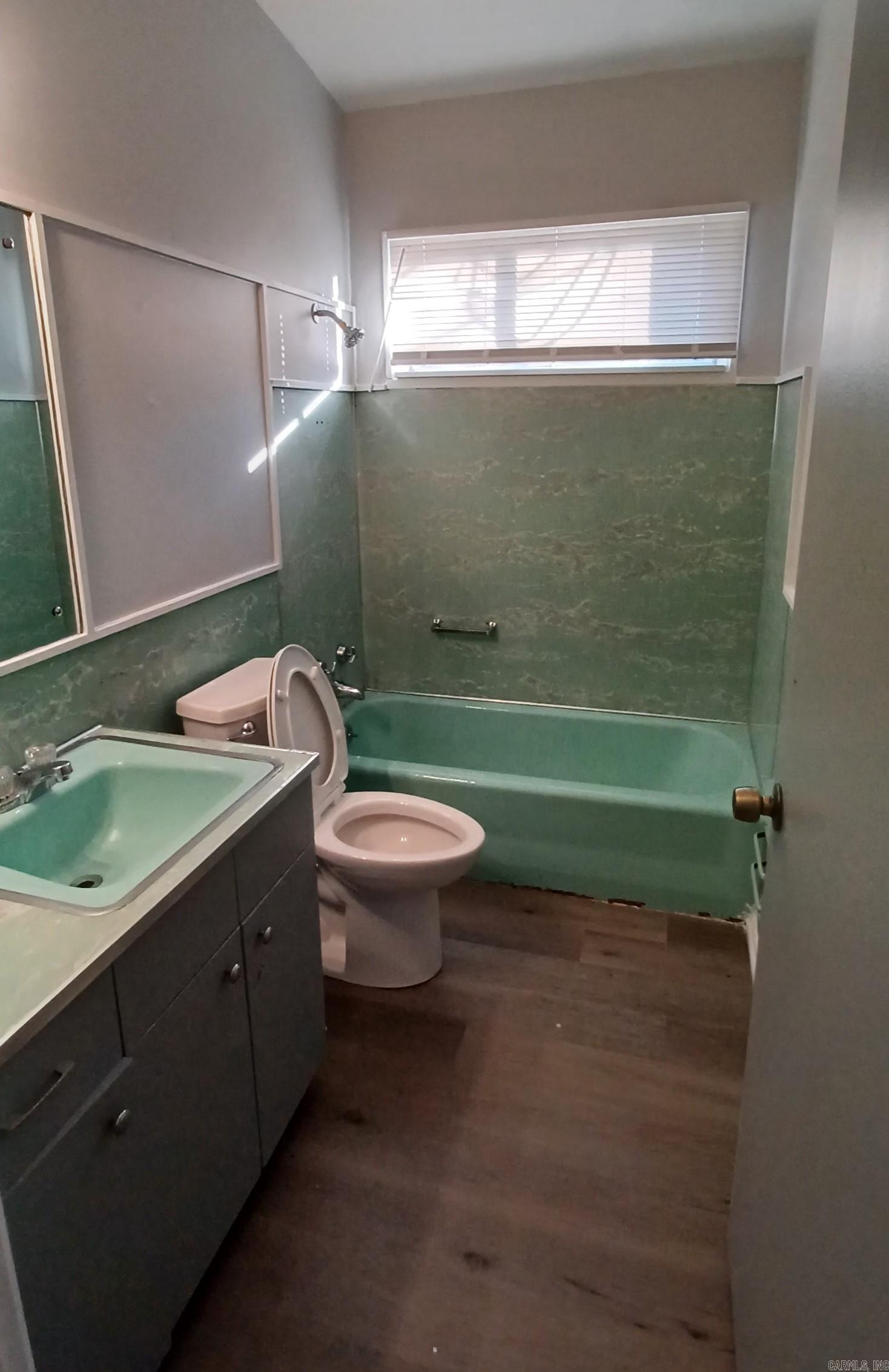 MEADOWCLIFF - Residential