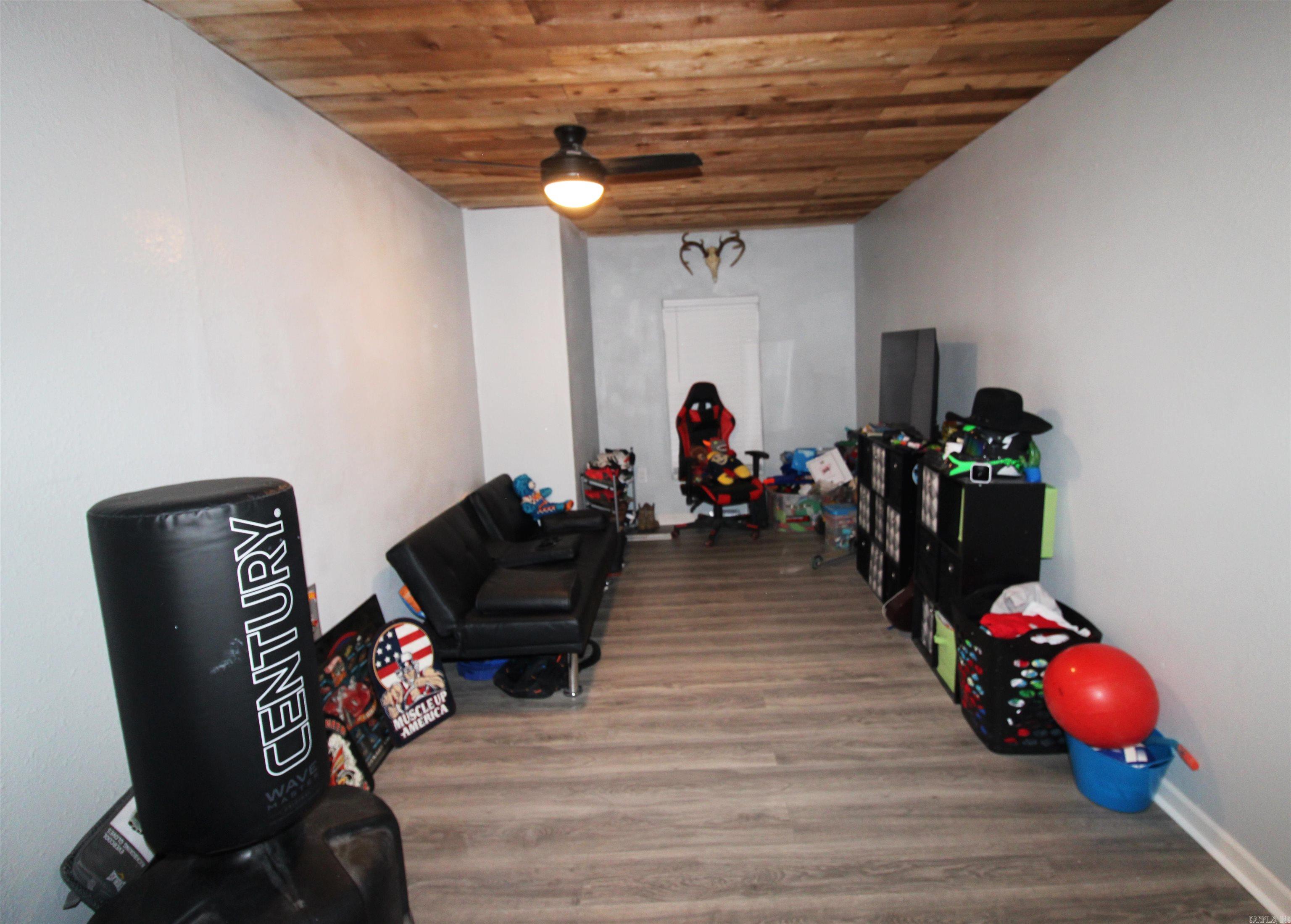 PINEWOODS - Residential