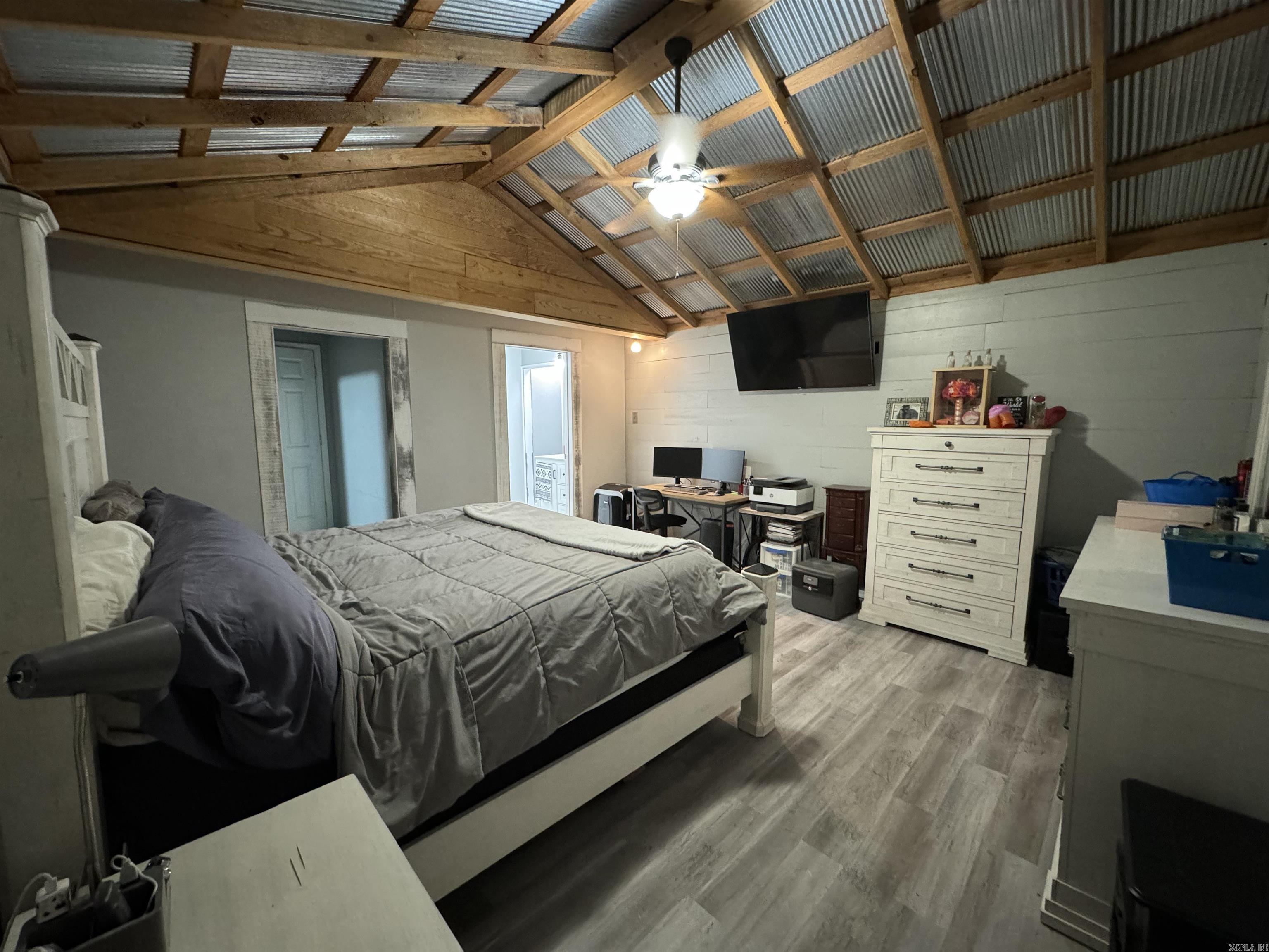 PINEWOODS - Residential