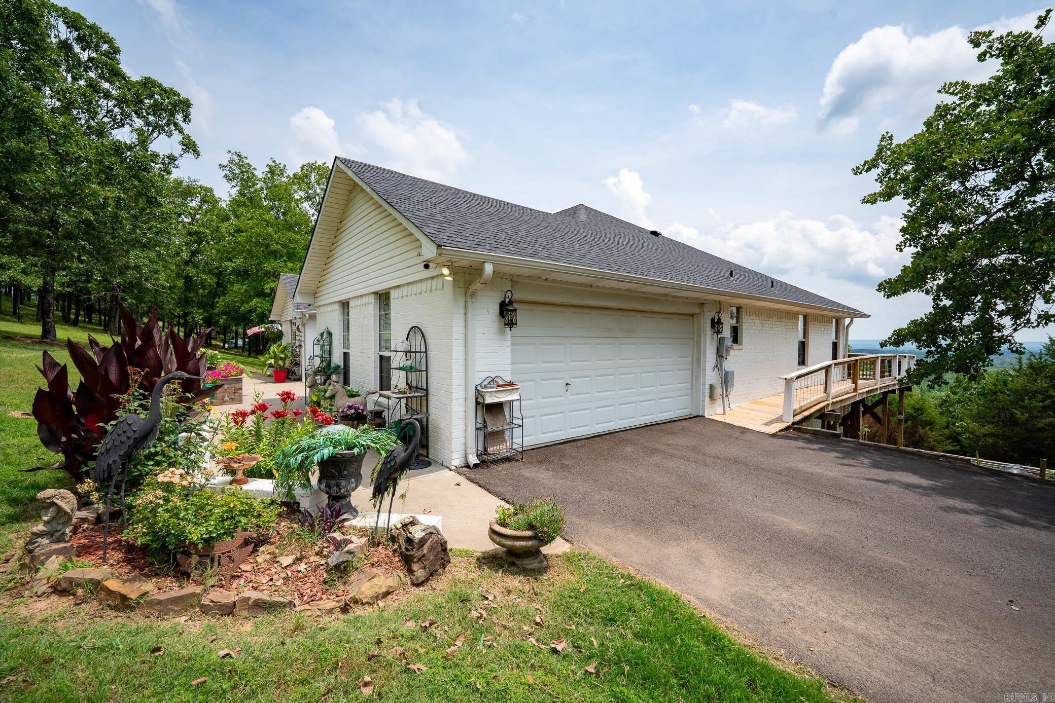 Eagle Nest - Residential