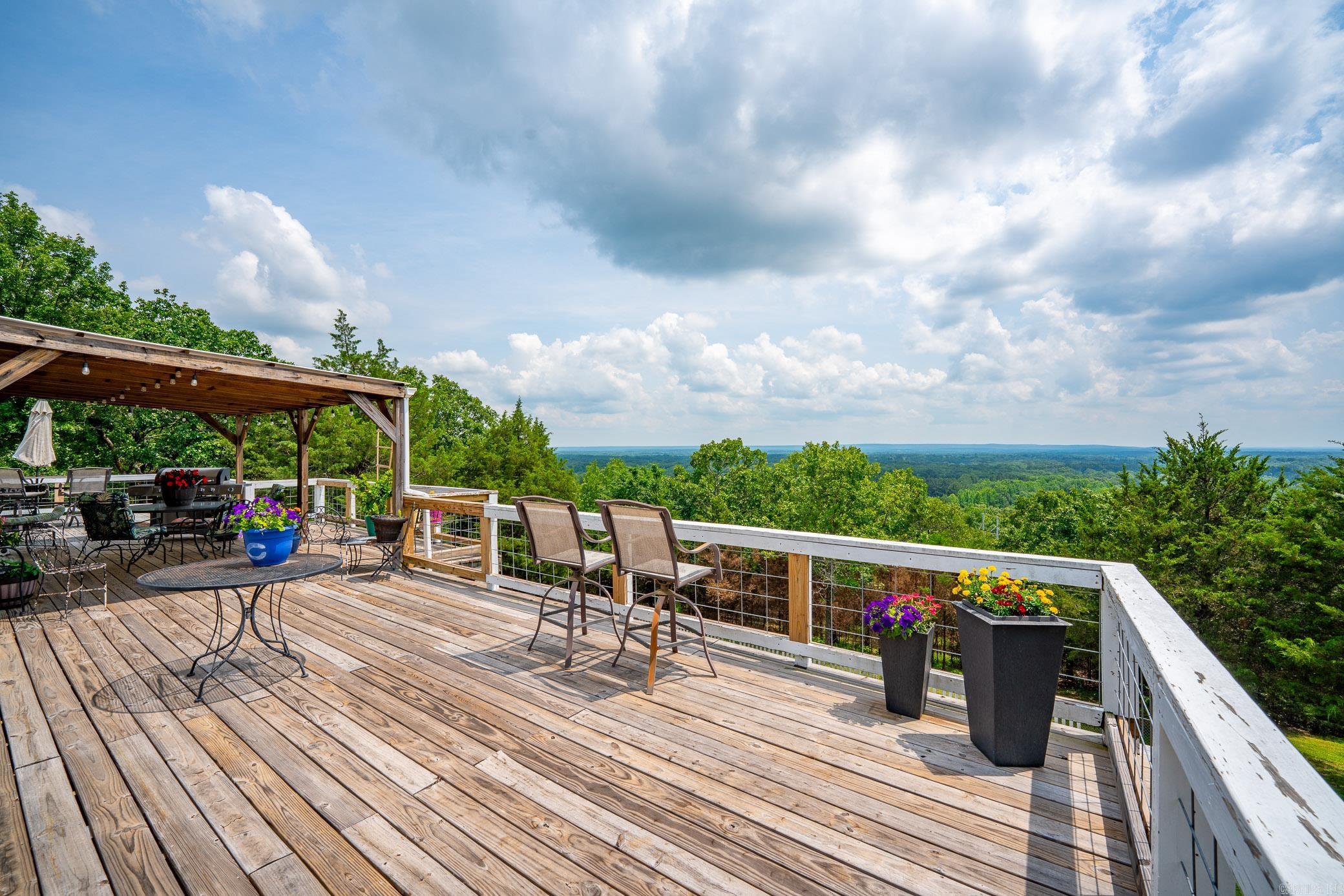 Eagle Nest - Residential