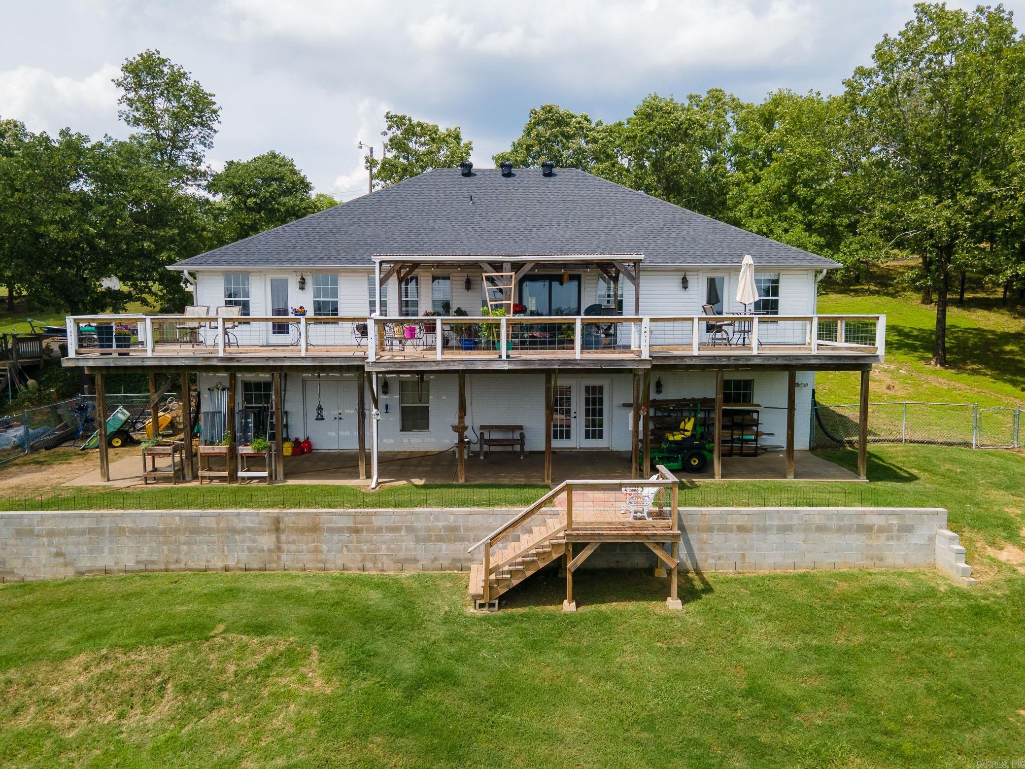 Eagle Nest - Residential