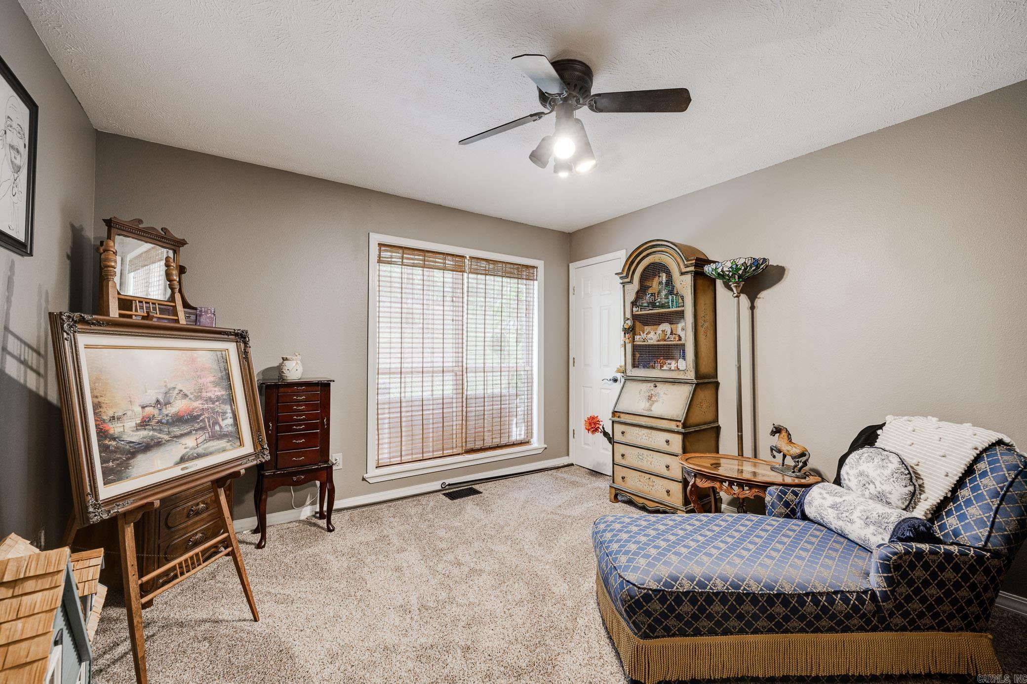 Eagle Nest - Residential