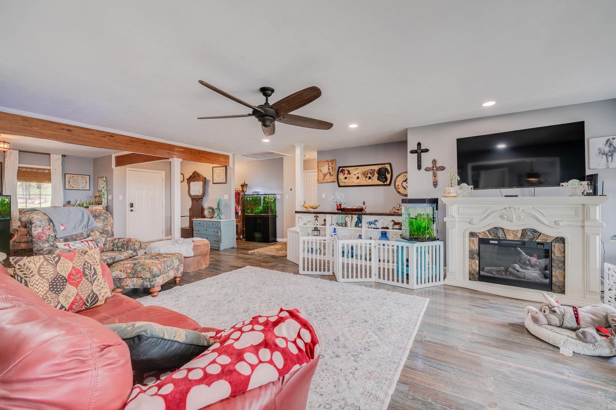 Eagle Nest - Residential