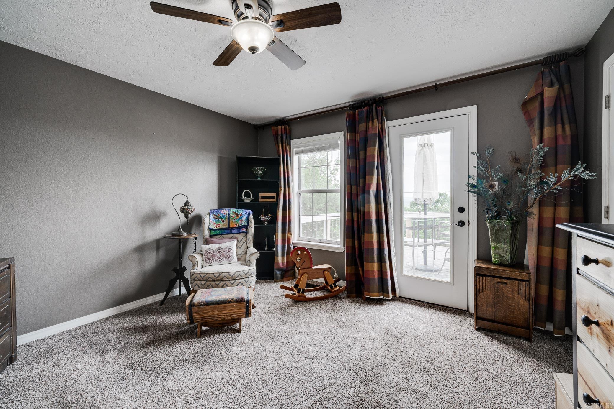 Eagle Nest - Residential