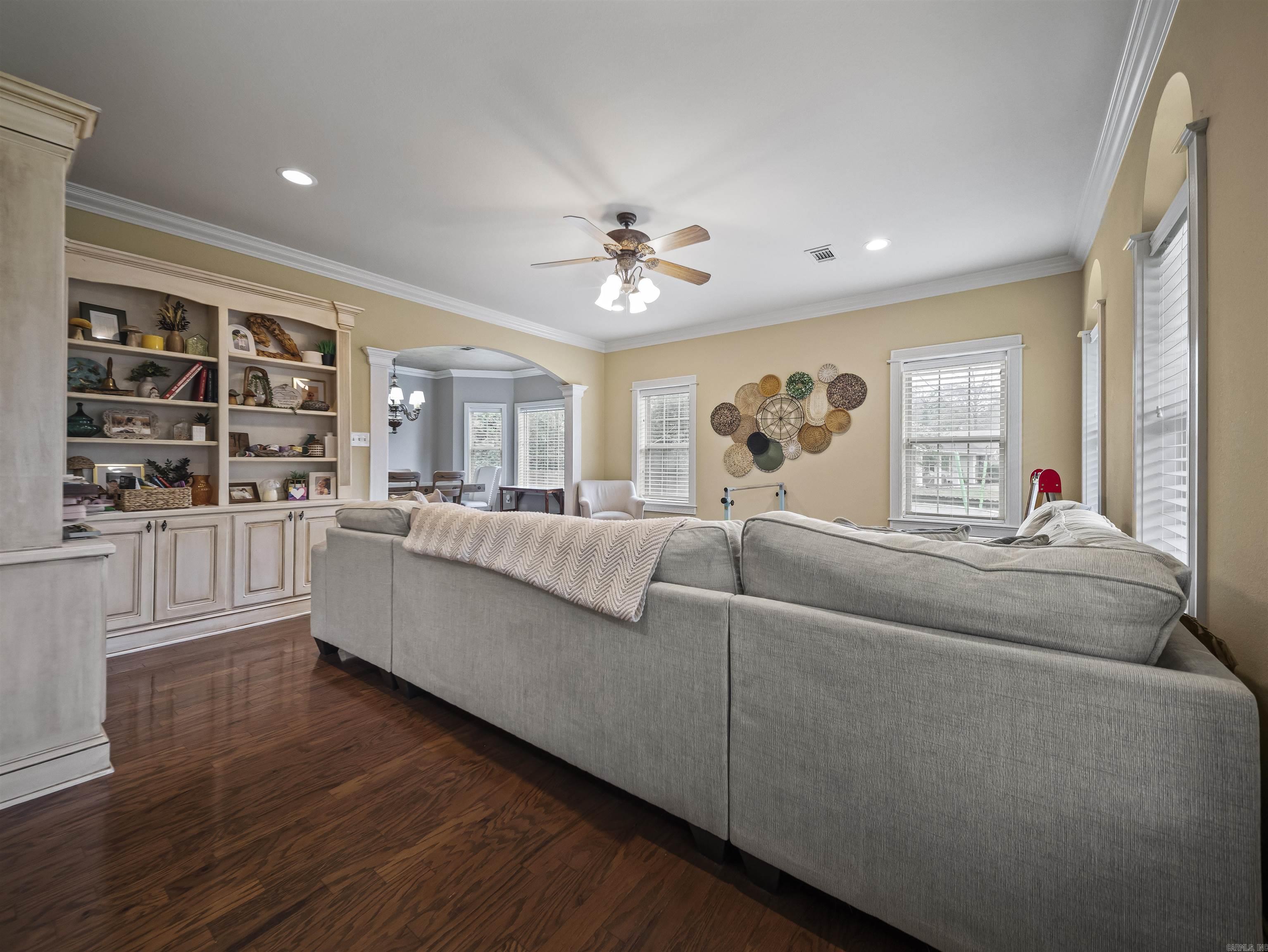 Eastgate I - Residential