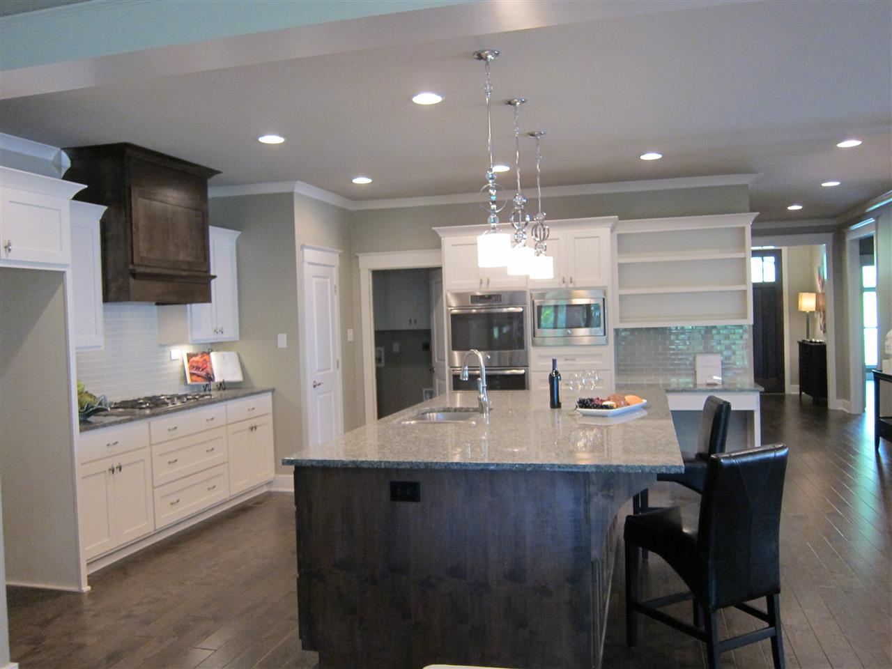 WOODLANDS EDGE - Residential