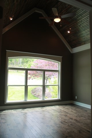 WOODLANDS EDGE - Residential