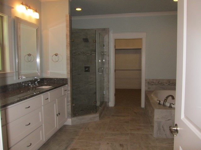 WOODLANDS EDGE - Residential