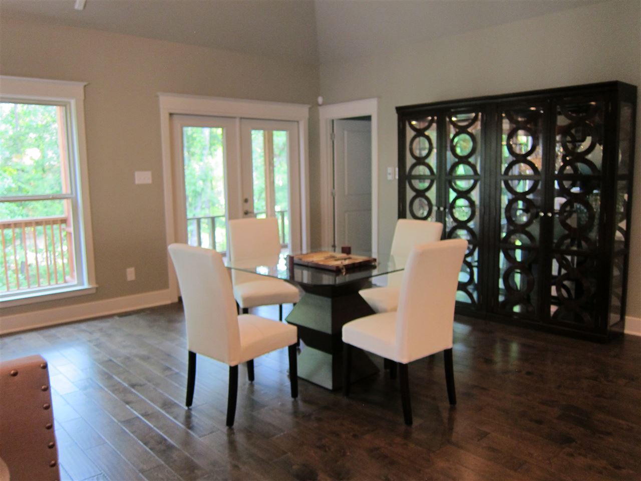 WOODLANDS EDGE - Residential