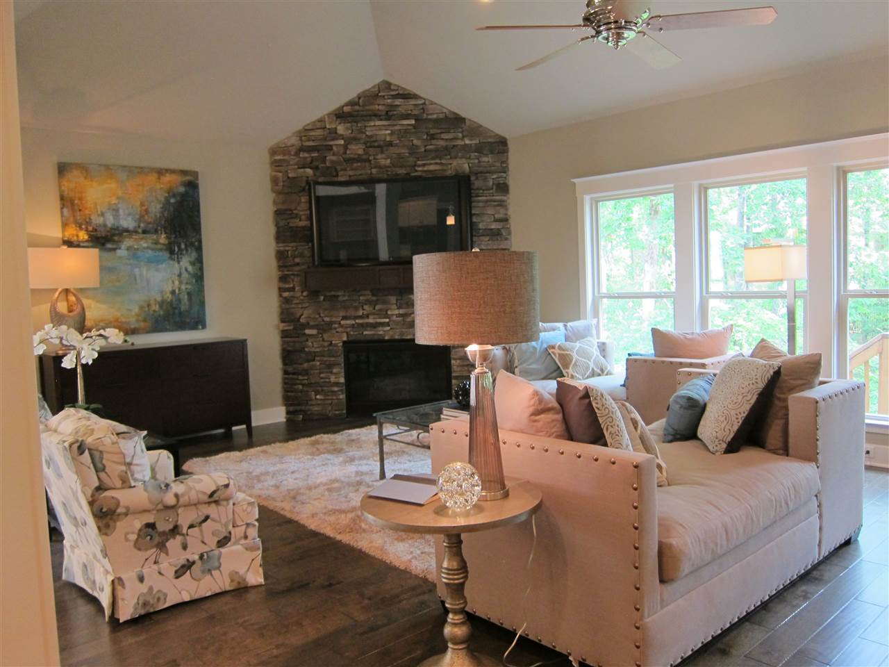 WOODLANDS EDGE - Residential