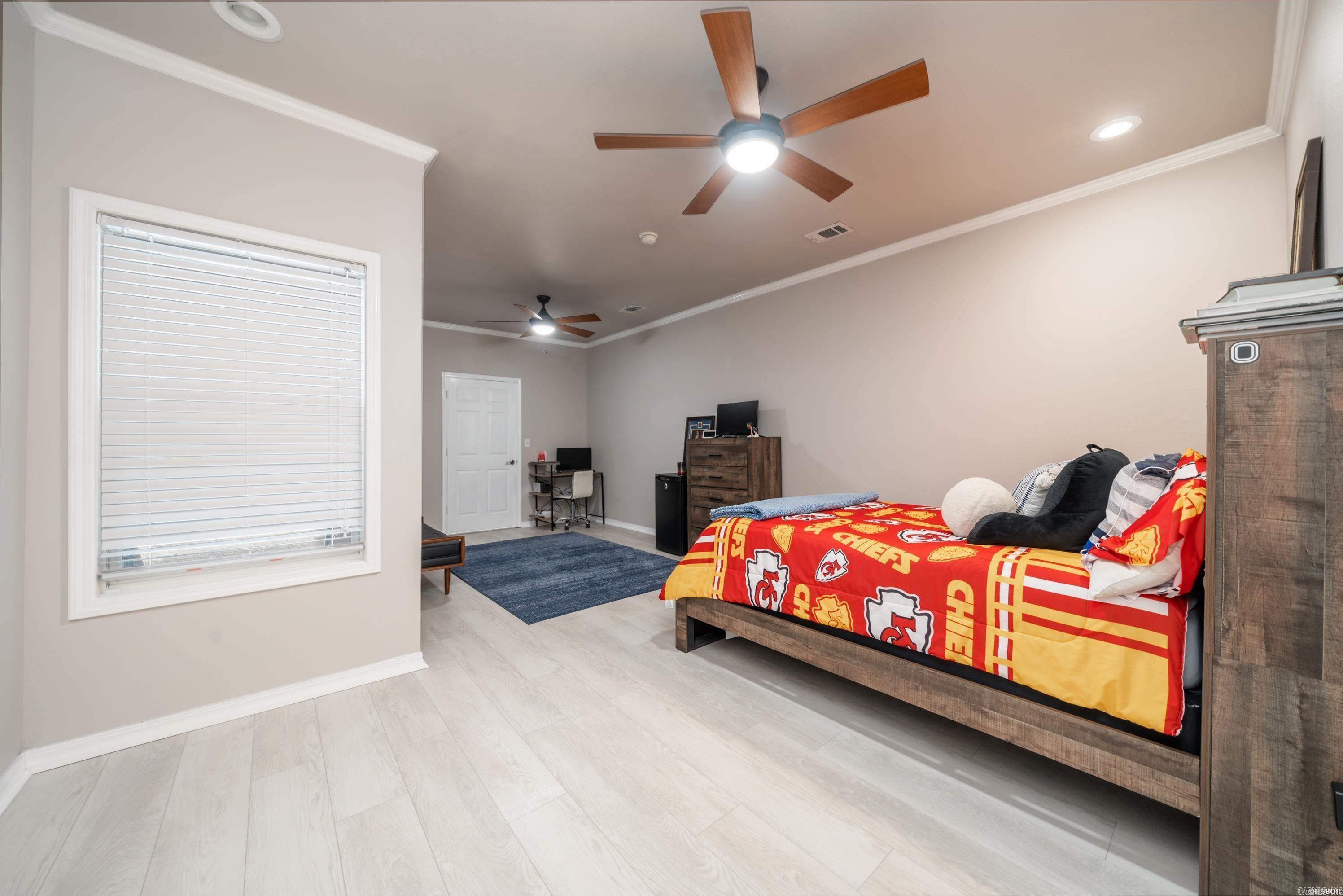 GRAND POINTE VIEW HPR - Residential