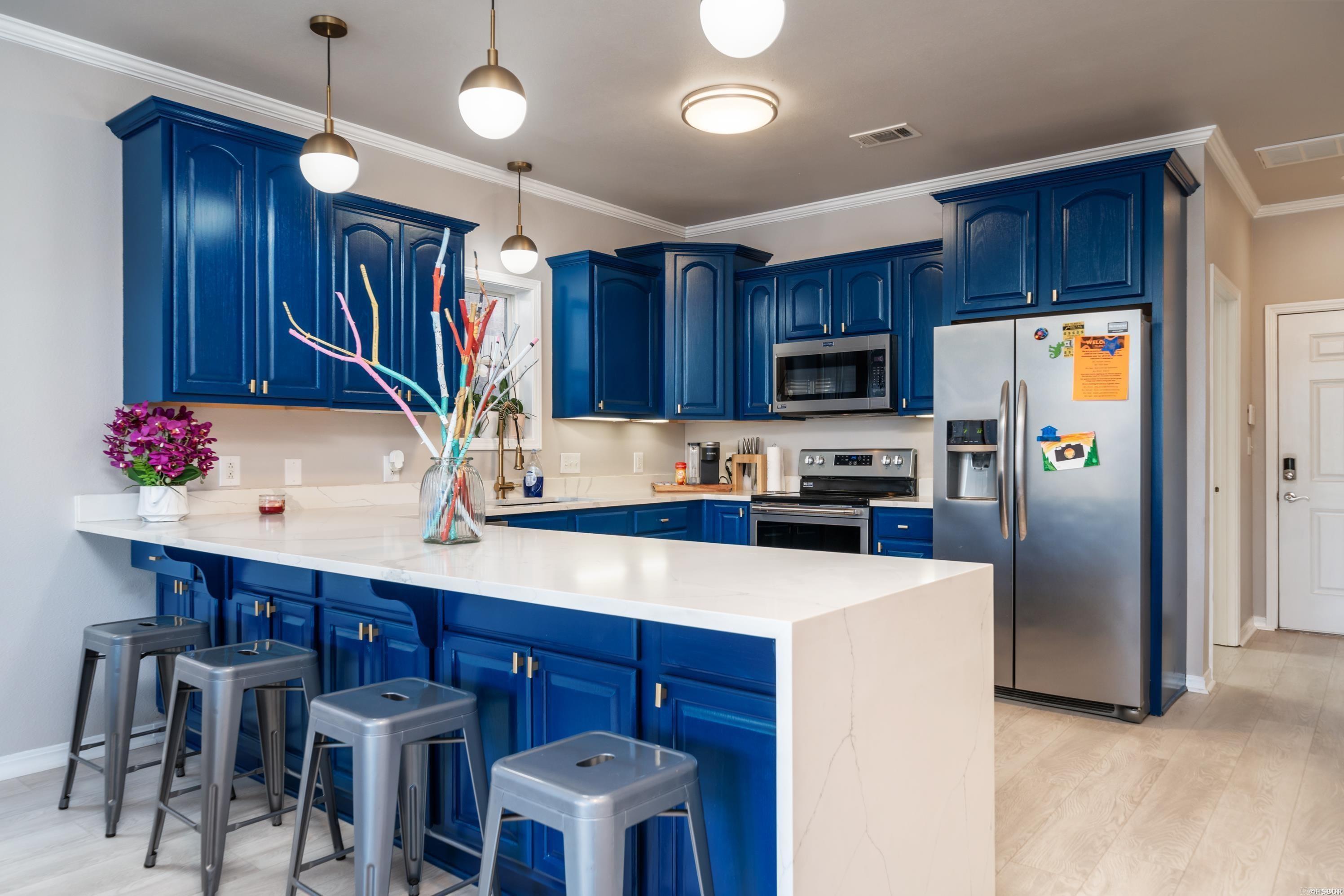 GRAND POINTE VIEW HPR - Residential