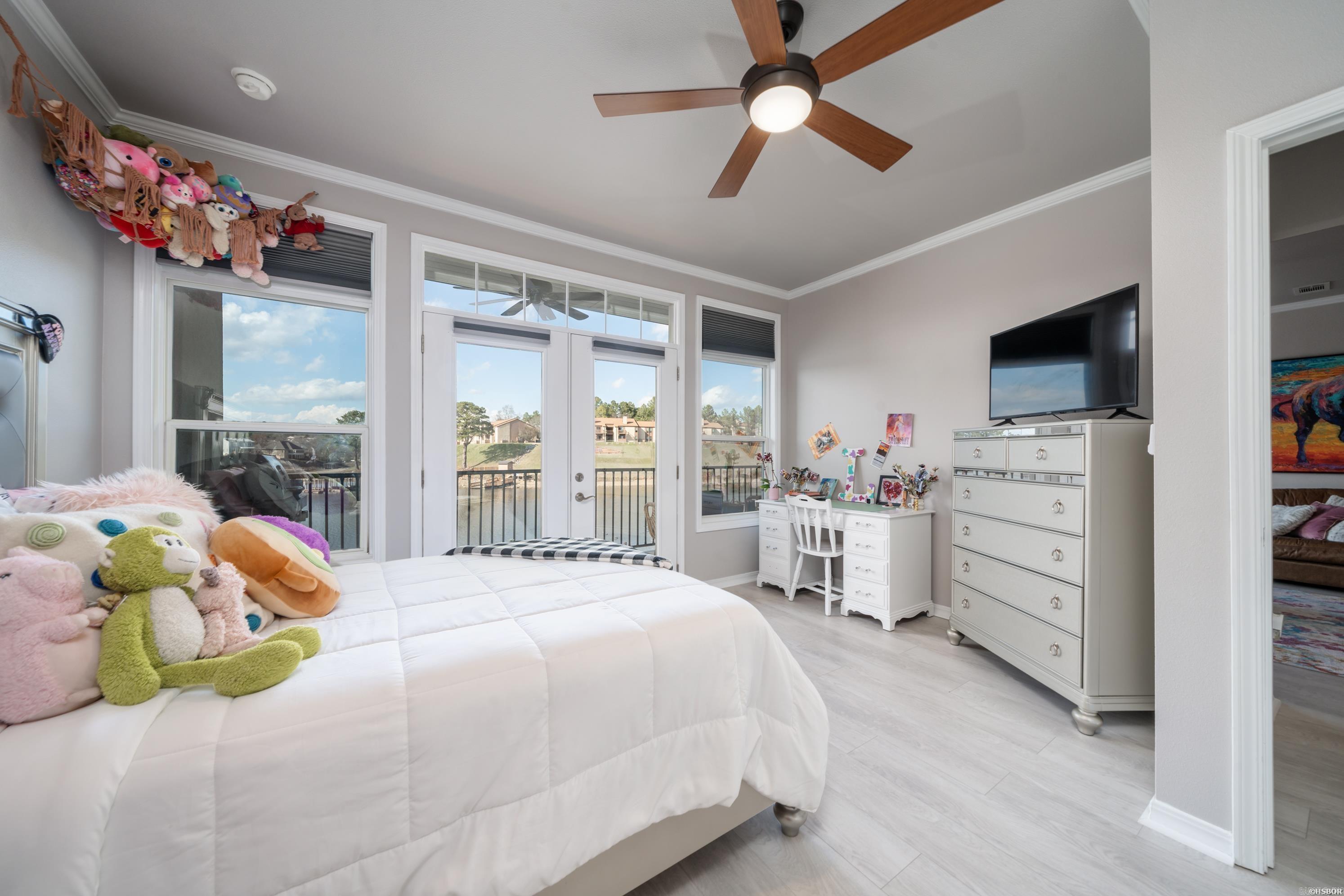 GRAND POINTE VIEW HPR - Residential