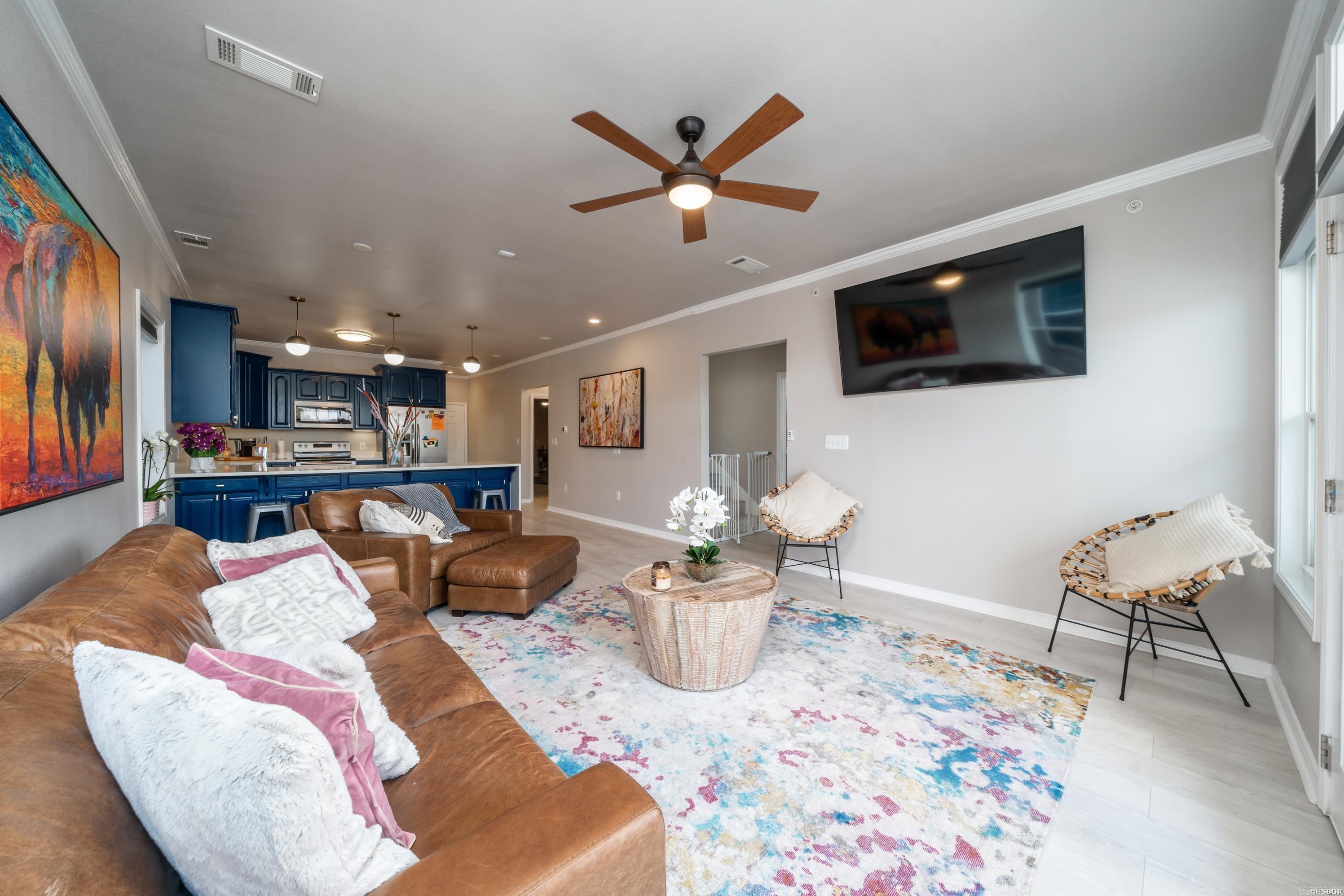 GRAND POINTE VIEW HPR - Residential
