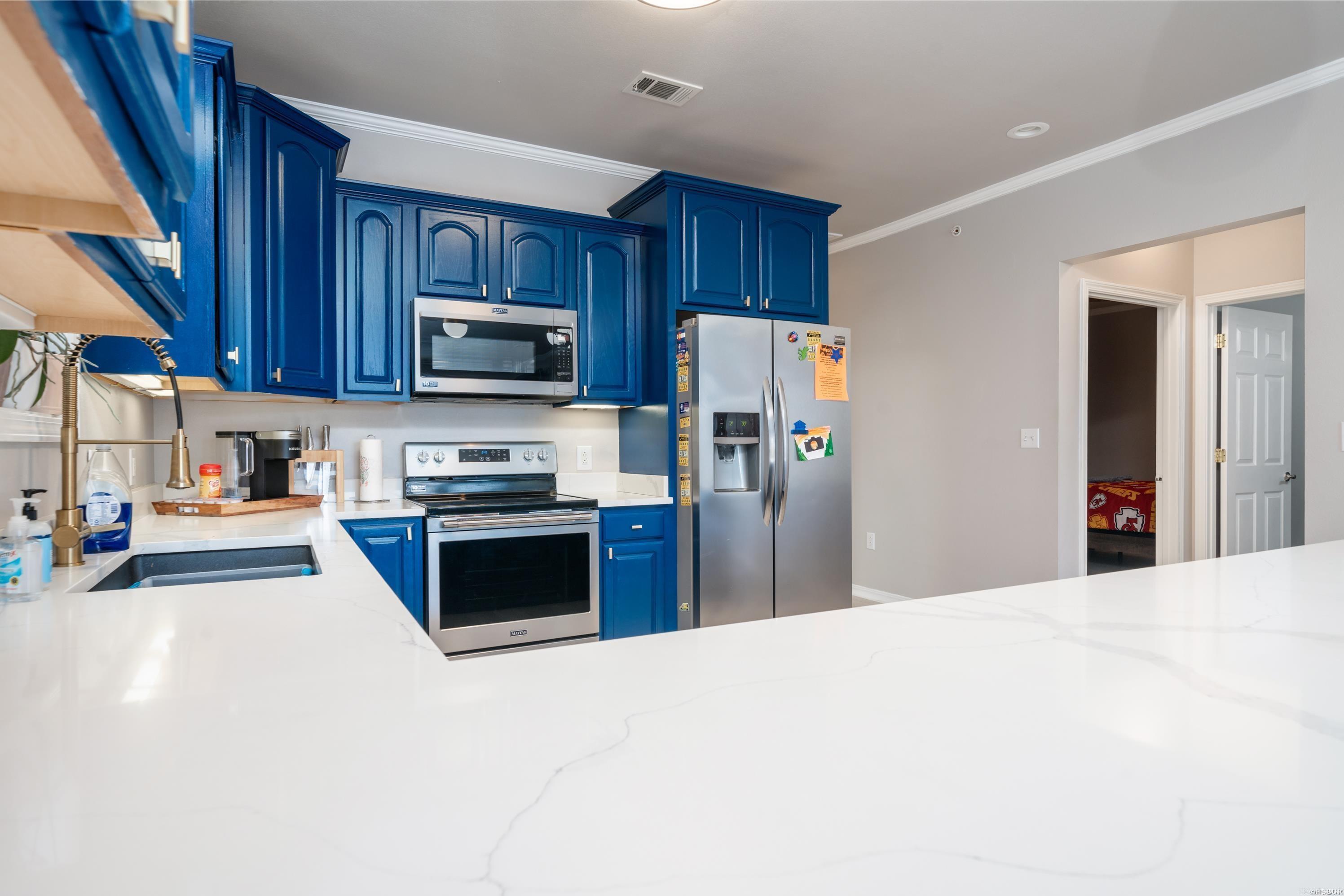 GRAND POINTE VIEW HPR - Residential