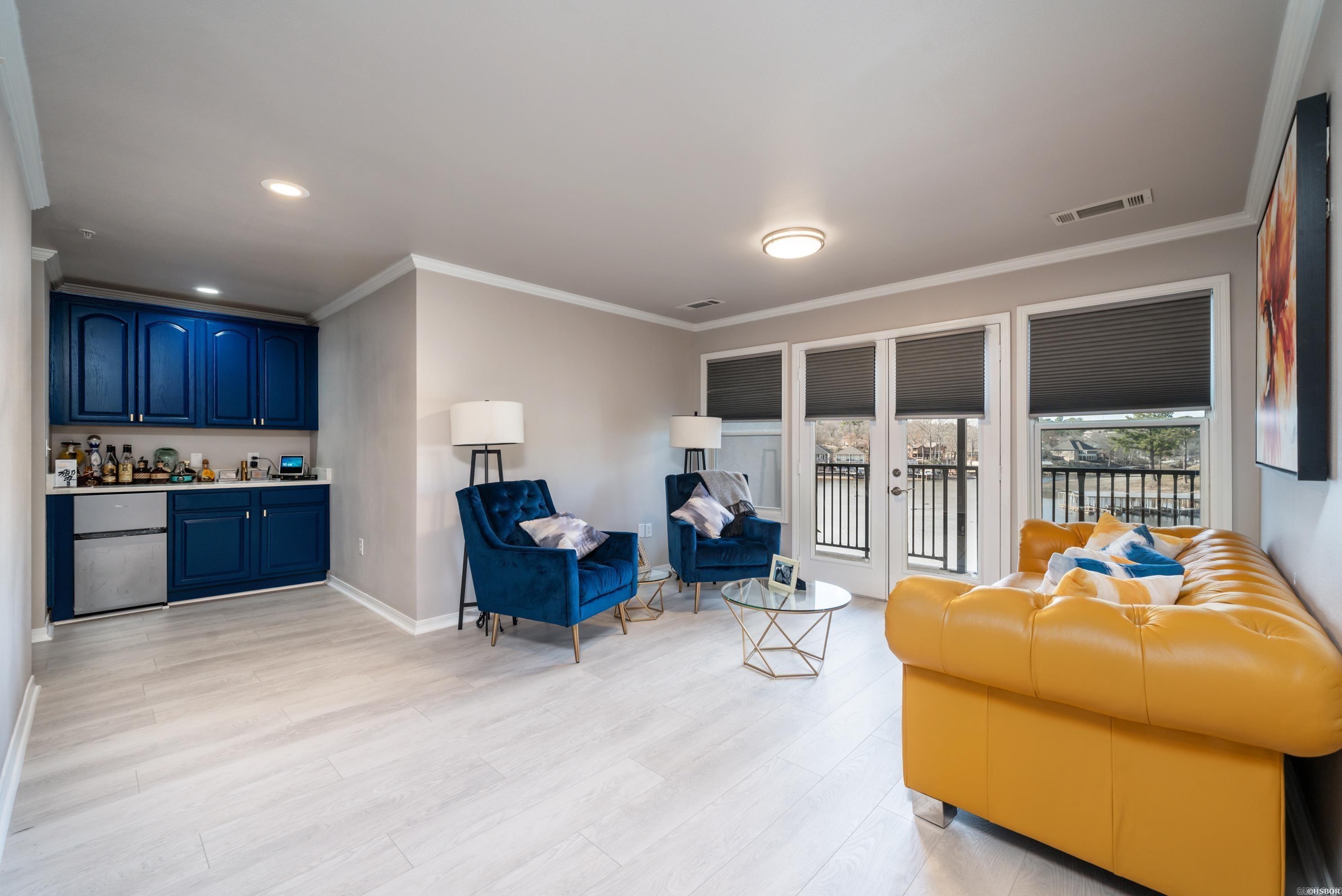 GRAND POINTE VIEW HPR - Residential