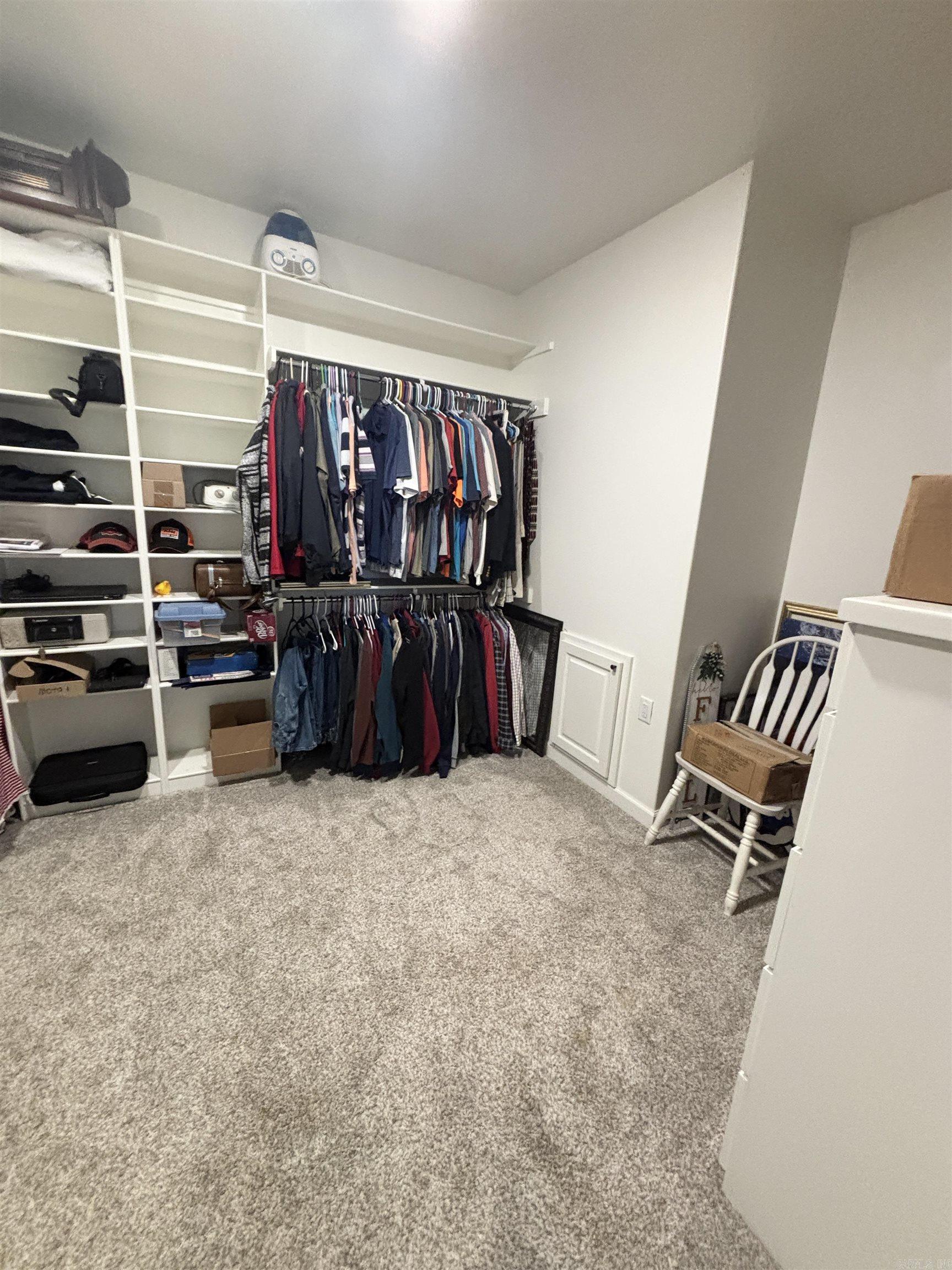 DAWSONS POINTE - Residential