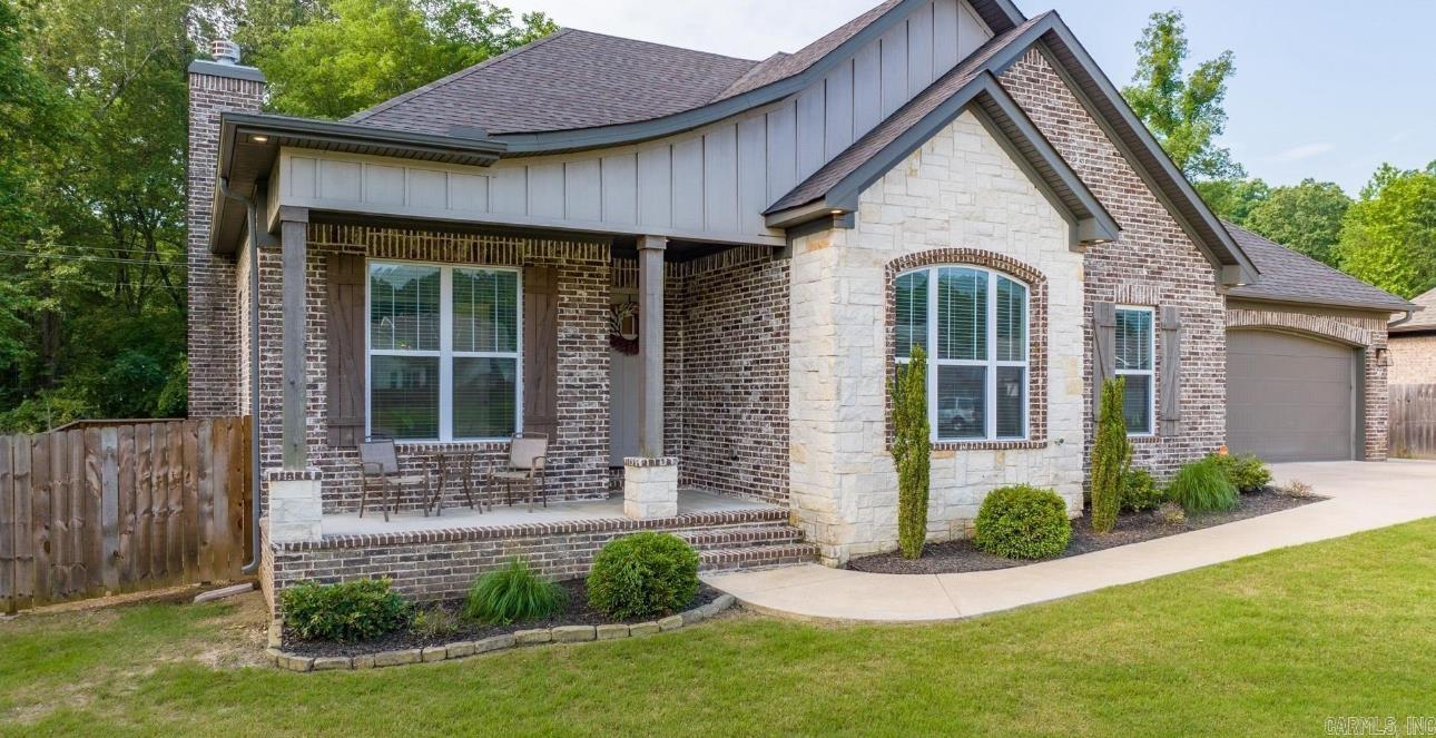 DAWSONS POINTE - Residential