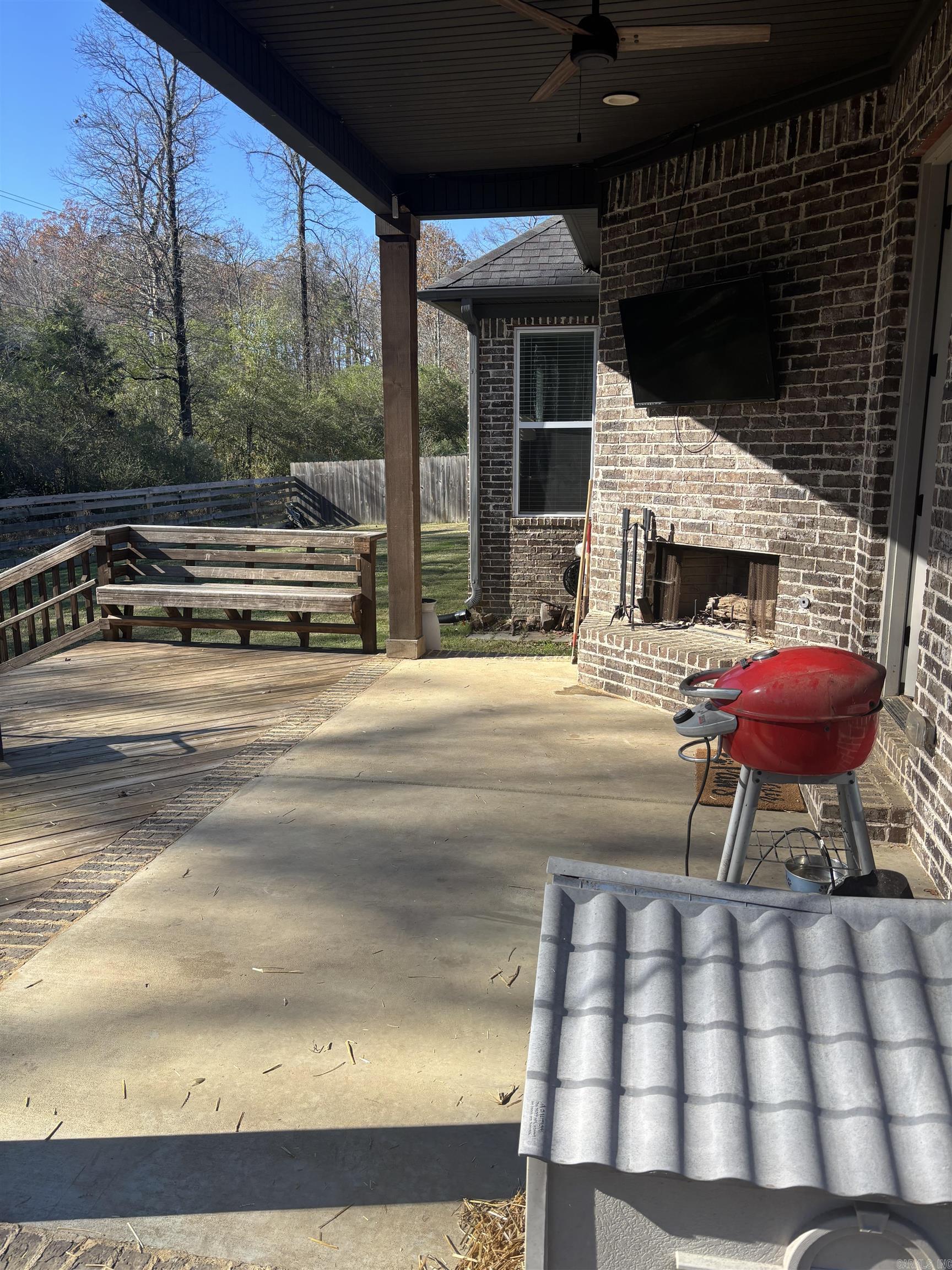 DAWSONS POINTE - Residential