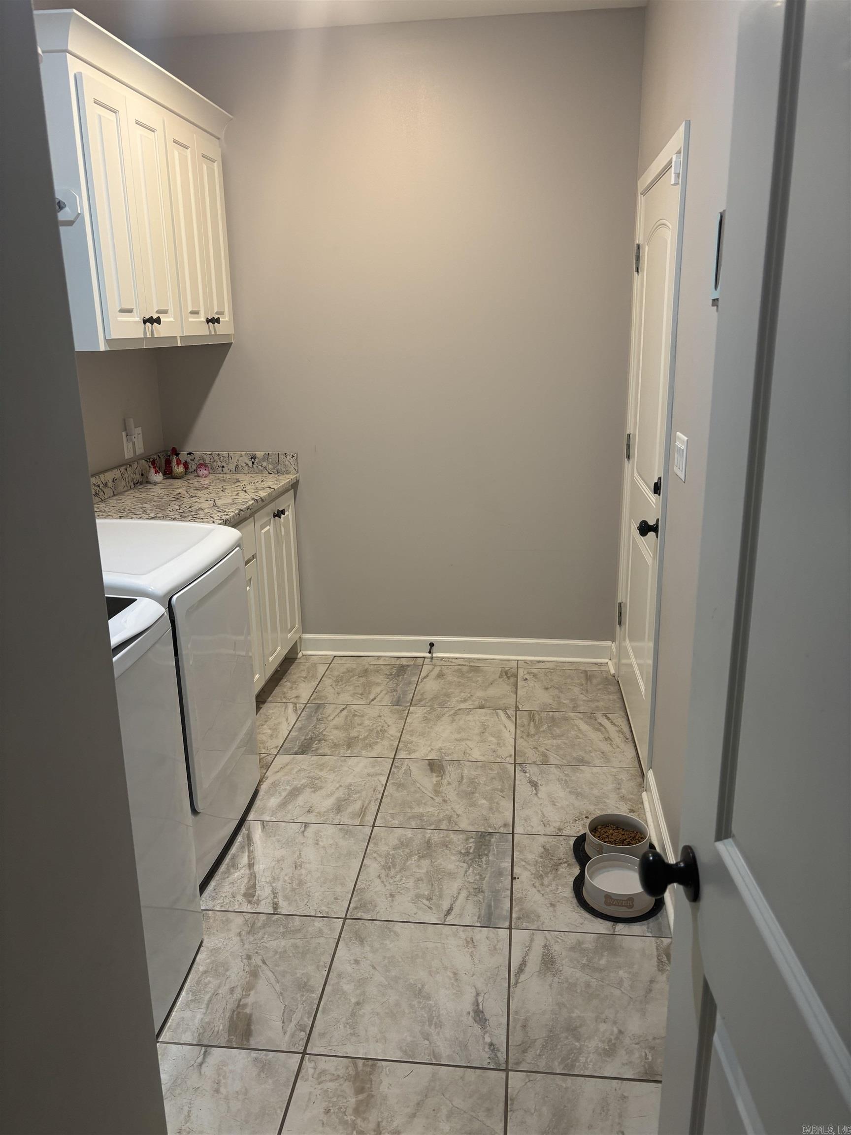 DAWSONS POINTE - Residential