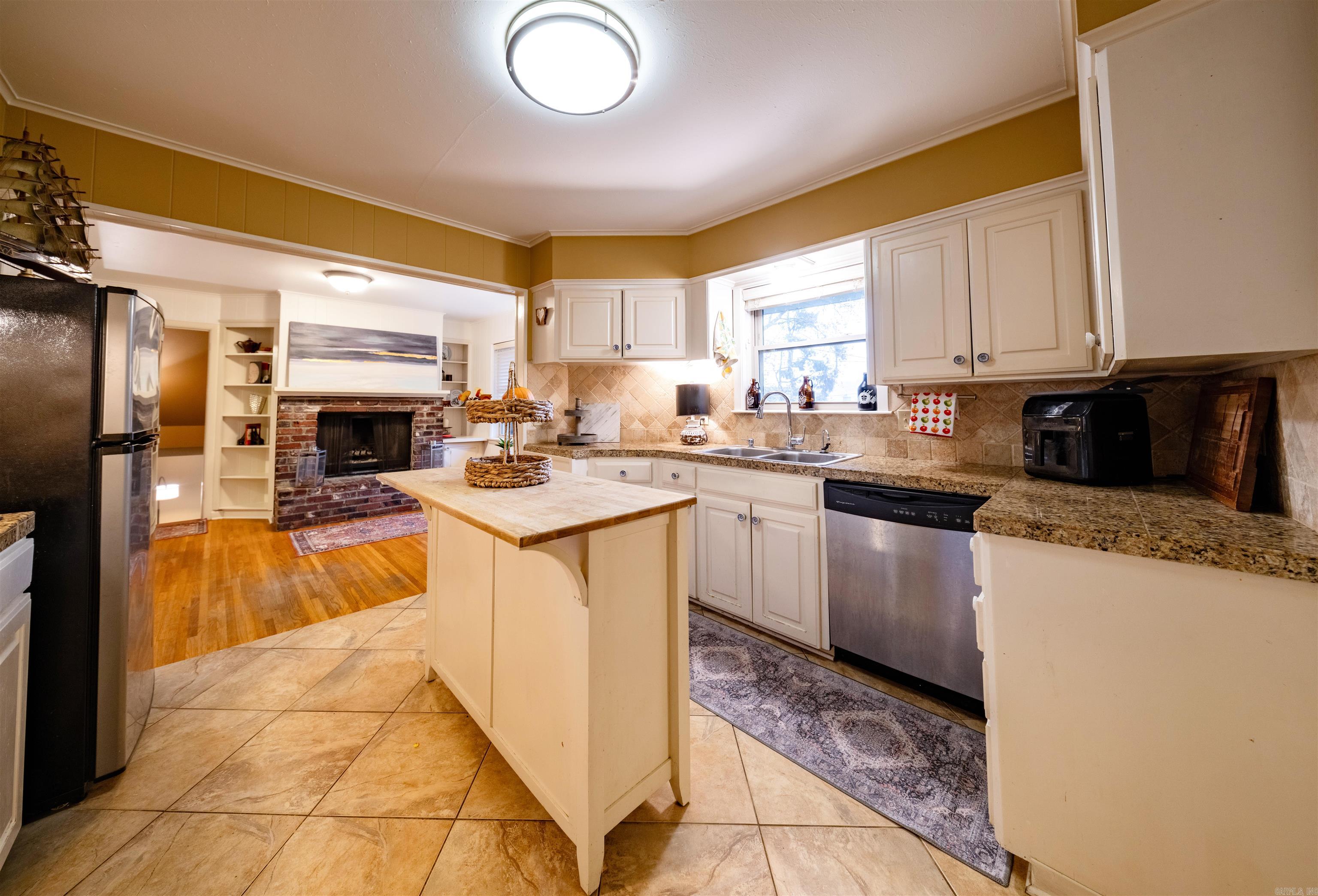 CEDAR HILL TERR - Residential