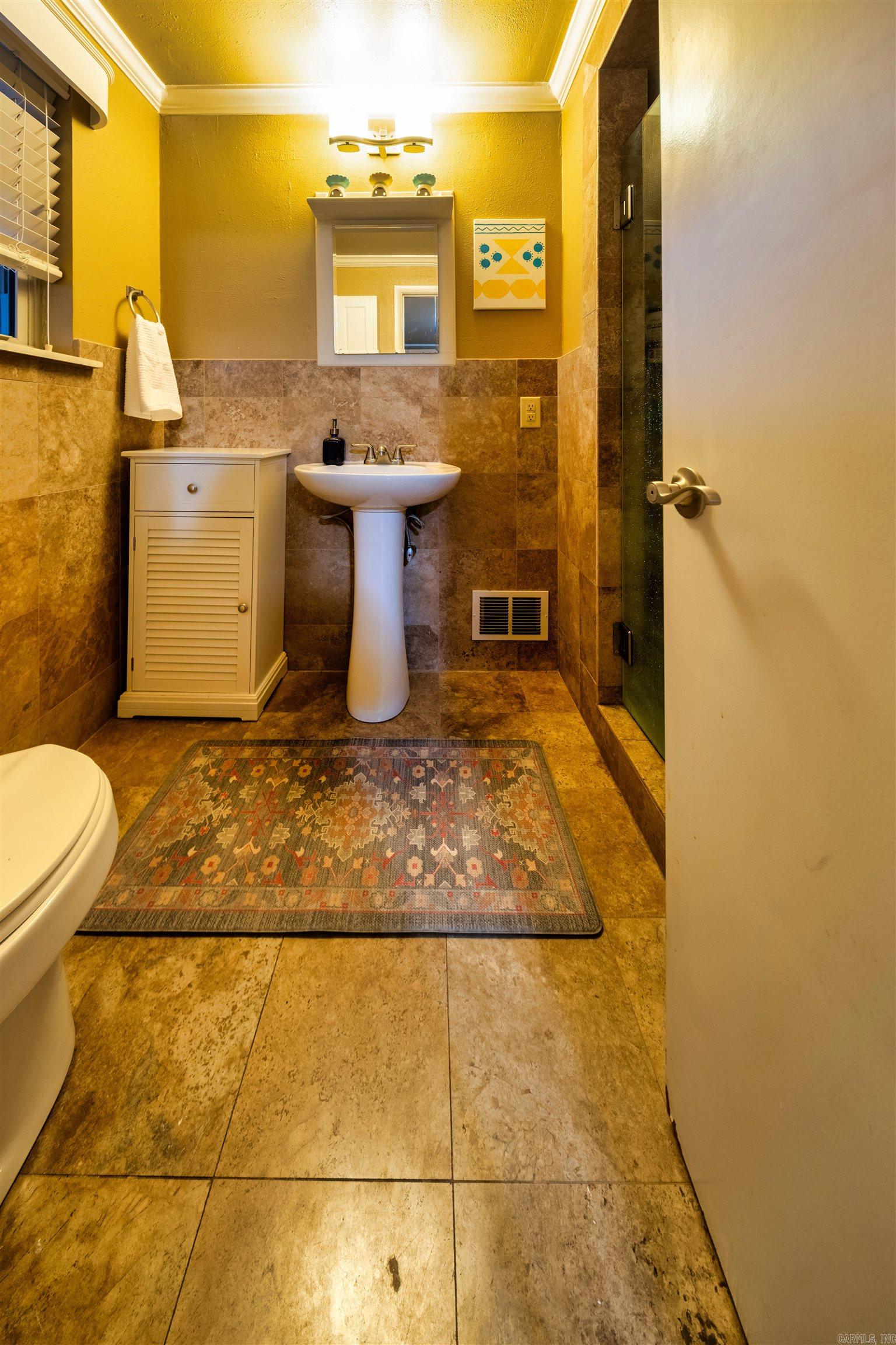 CEDAR HILL TERR - Residential