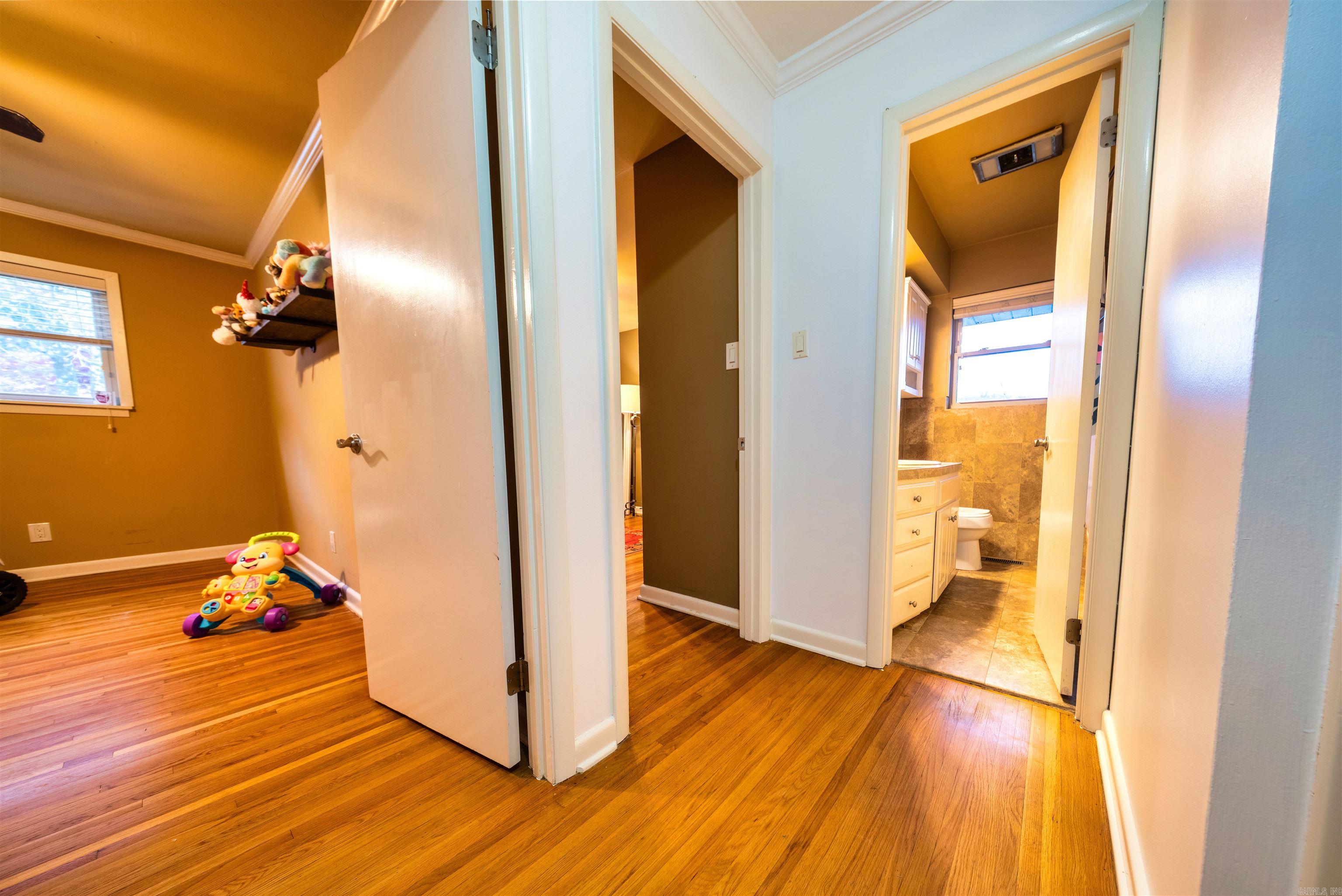 CEDAR HILL TERR - Residential