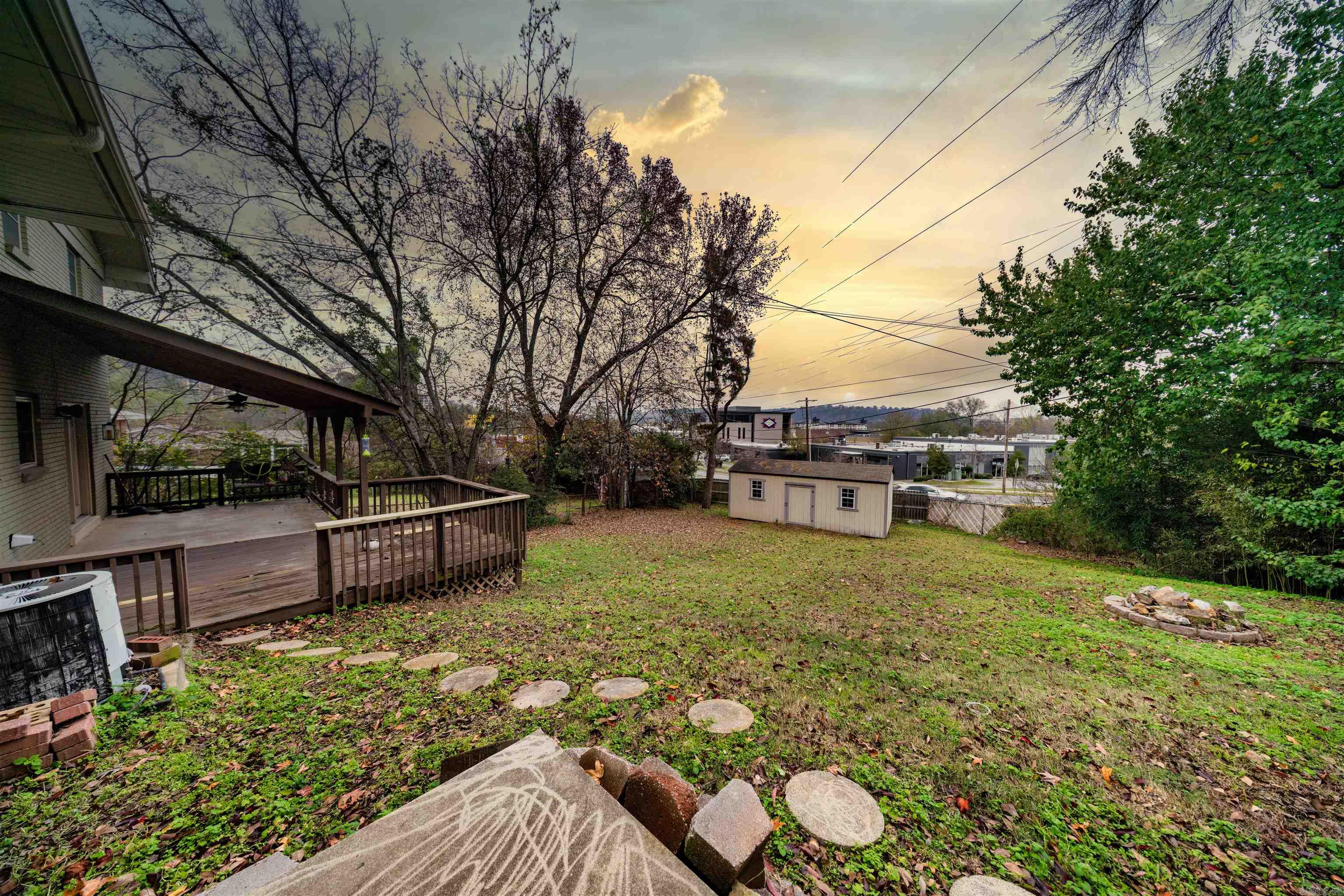 CEDAR HILL TERR - Residential