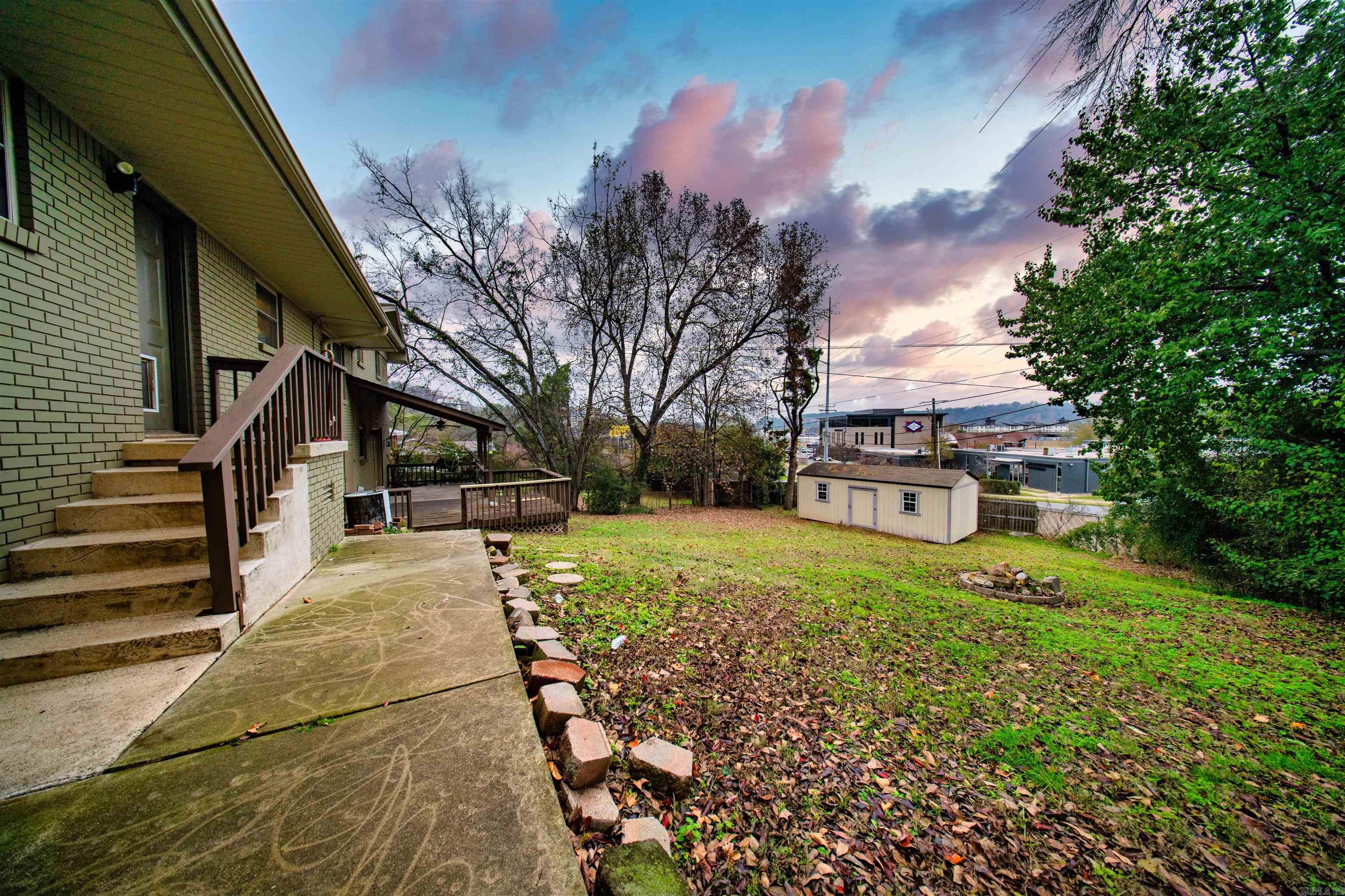 CEDAR HILL TERR - Residential