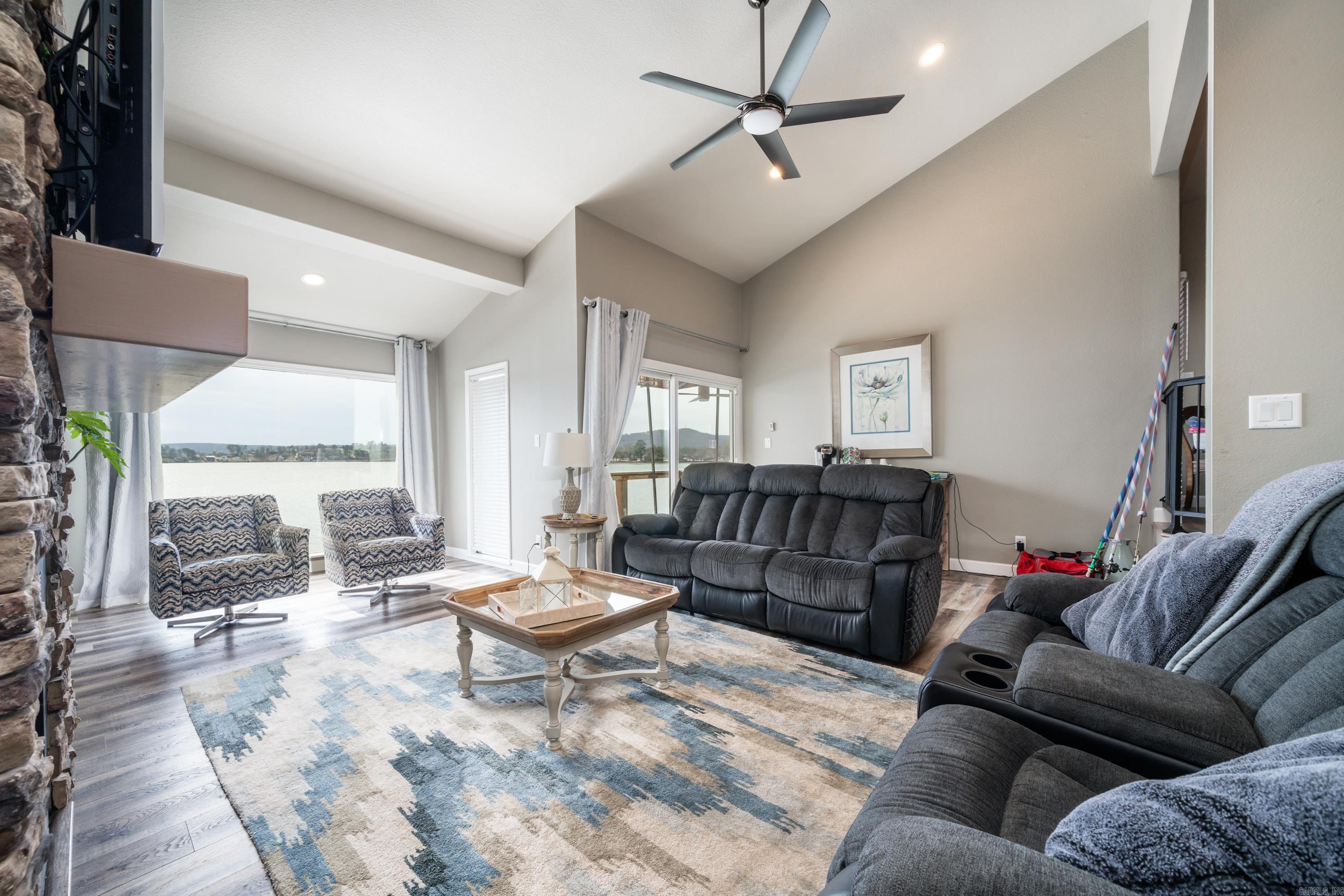 NORTH SHORE HPR - Residential