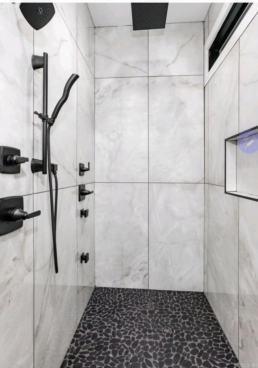 CHENAL VALLEY HALLEN COURT - Residential