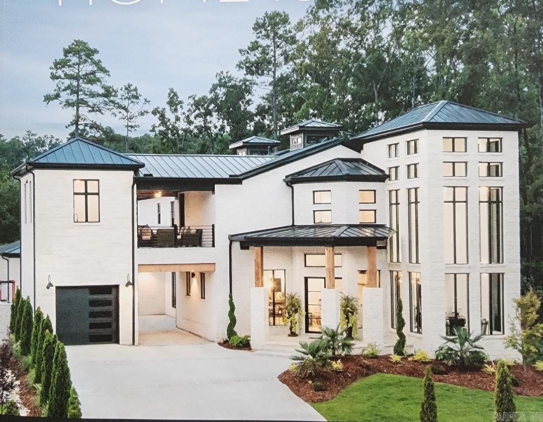 CHENAL VALLEY HALLEN COURT - Residential