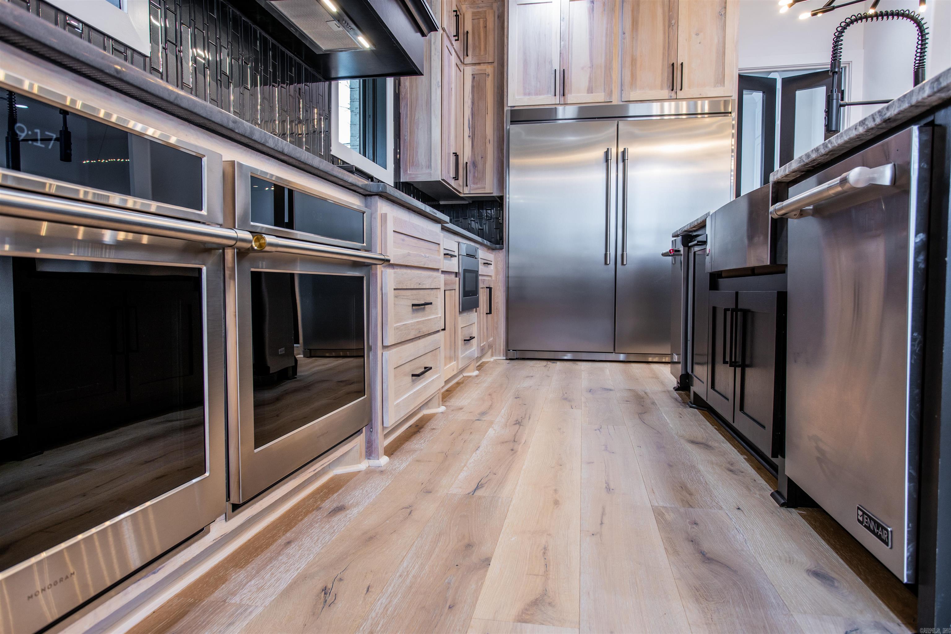 CHENAL VALLEY HALLEN COURT - Residential