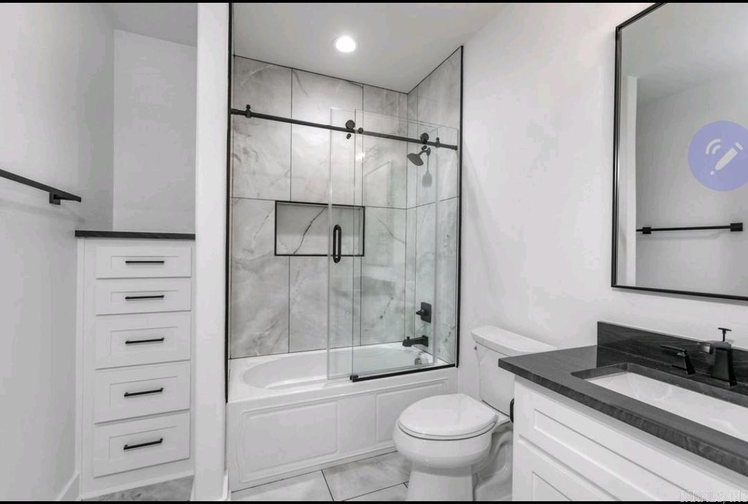 CHENAL VALLEY HALLEN COURT - Residential