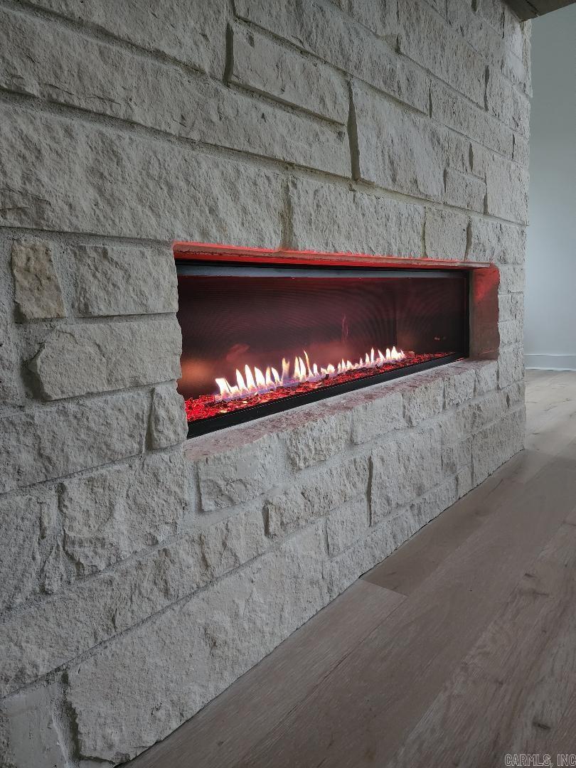 CHENAL VALLEY HALLEN COURT - Residential