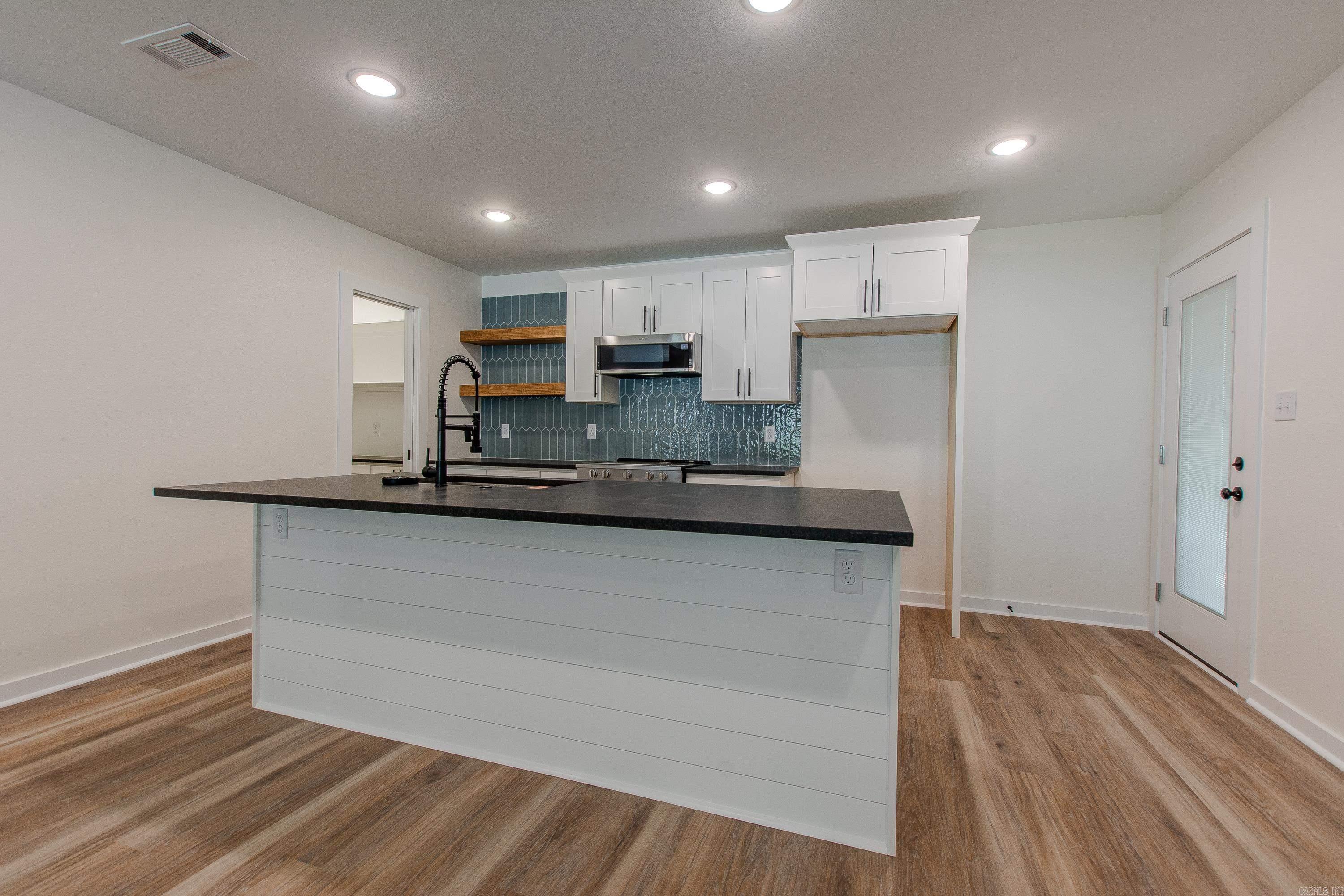 HILLCREST ADDITION - Residential